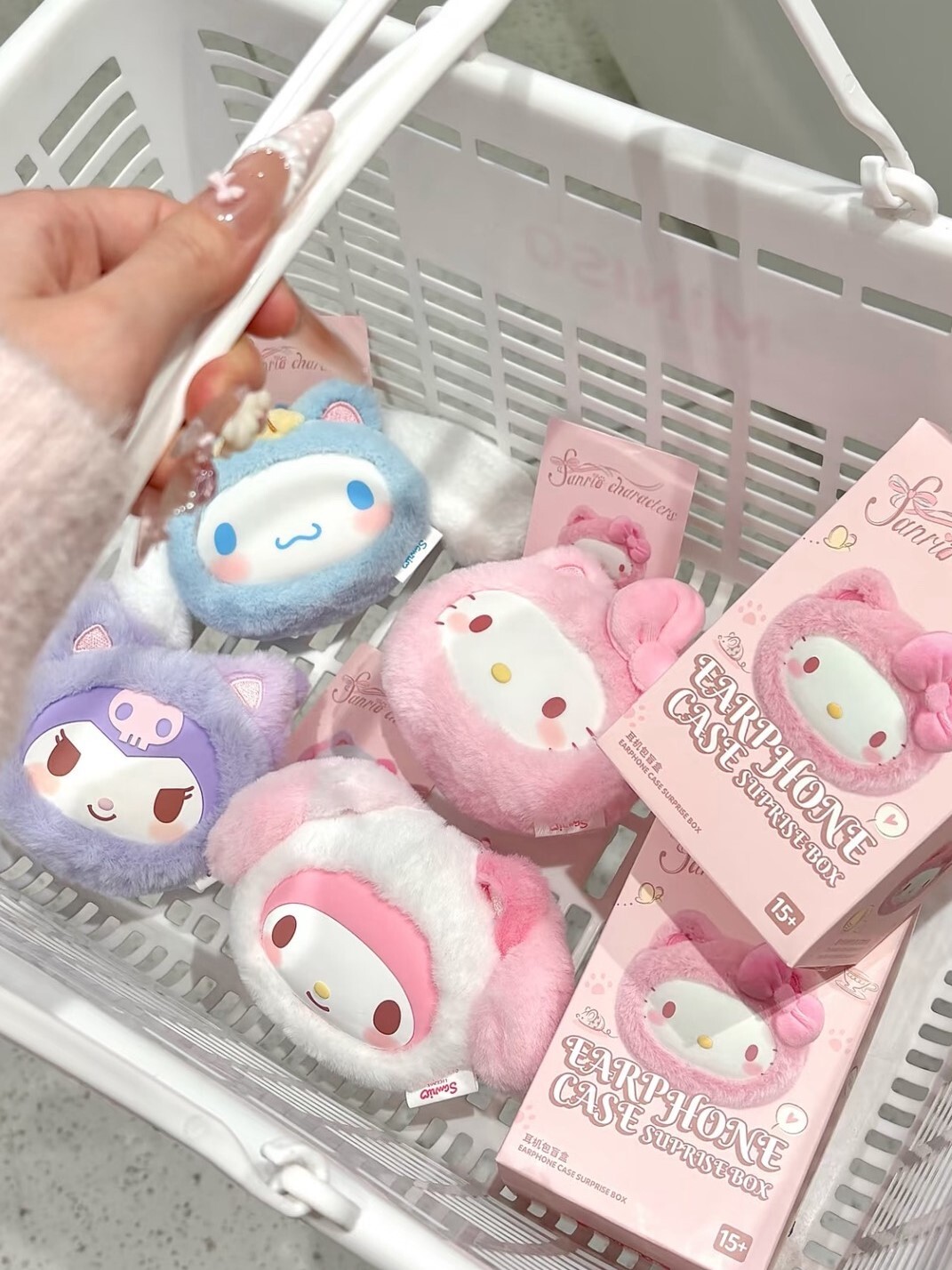 正版 三麗鷗 貓咪絨絨 矽膠耳機包盲盒