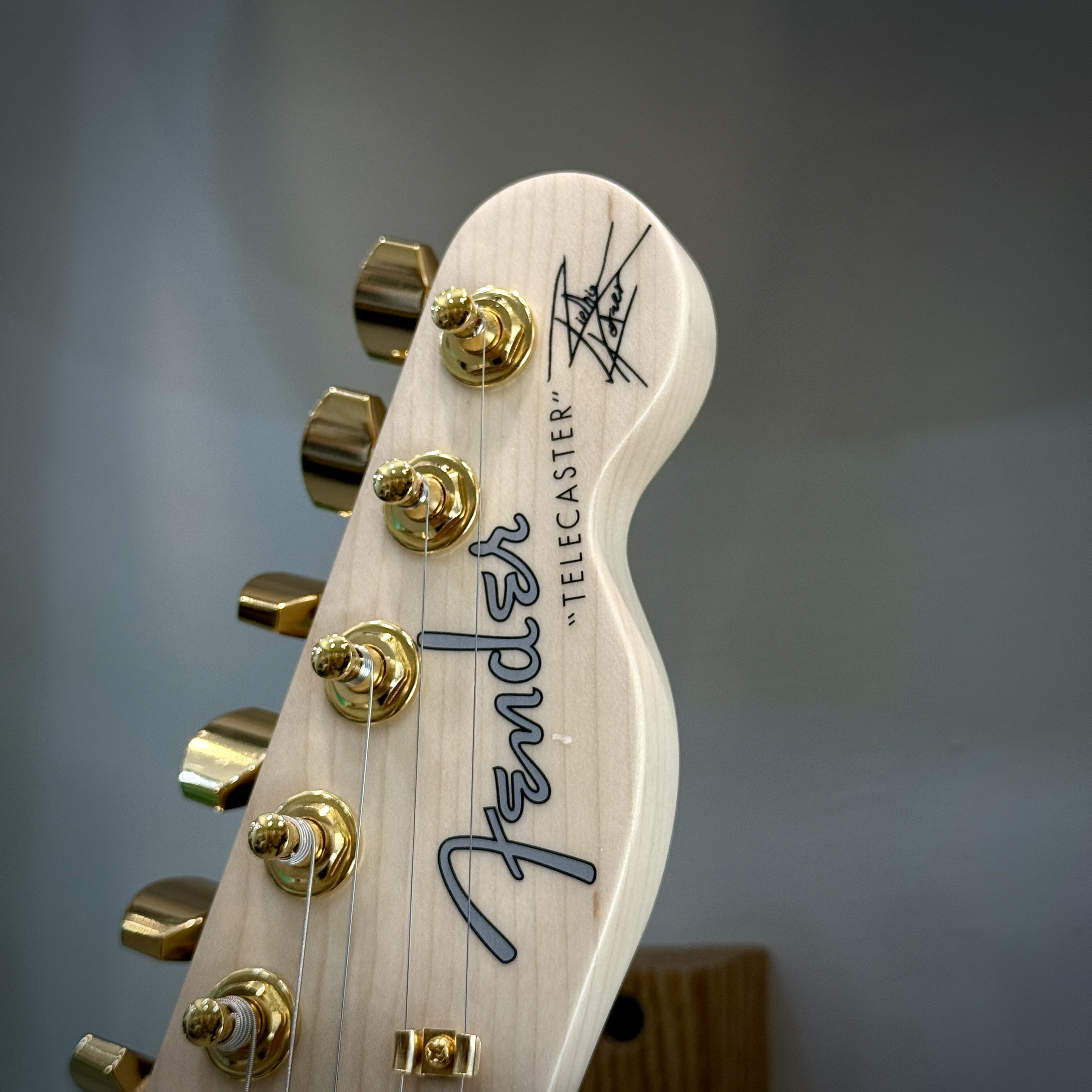 Fender FENDER MIJ RICHIE KOTZEN TELECASTER MN BROWN SUNBURST 簽名款電吉他 第 6 張圖片｜三峽吉他 / Bass