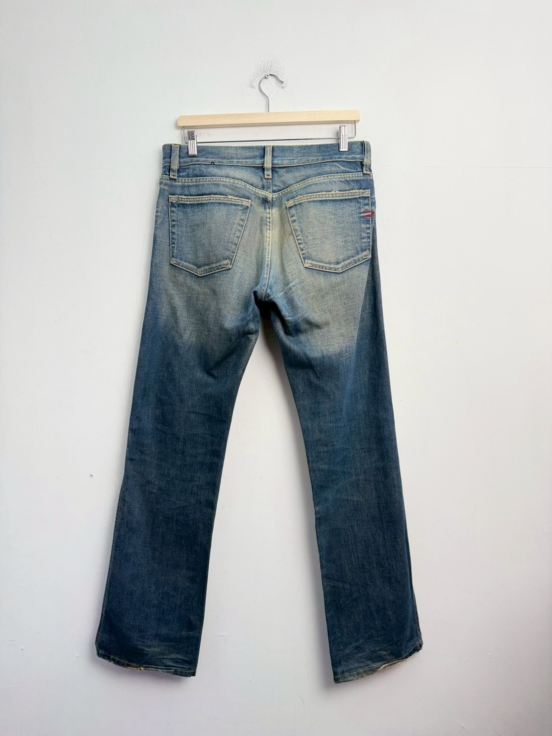 DIESEL STRAIGHT JEANS SIZE W32