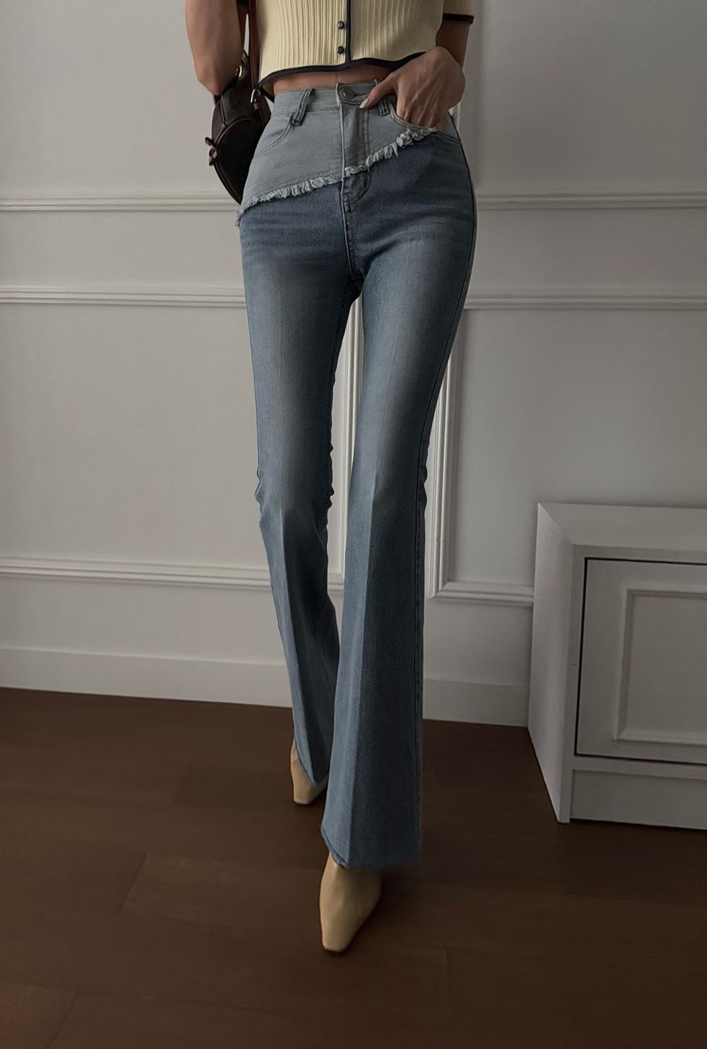 雙色拼接造型喇叭褲