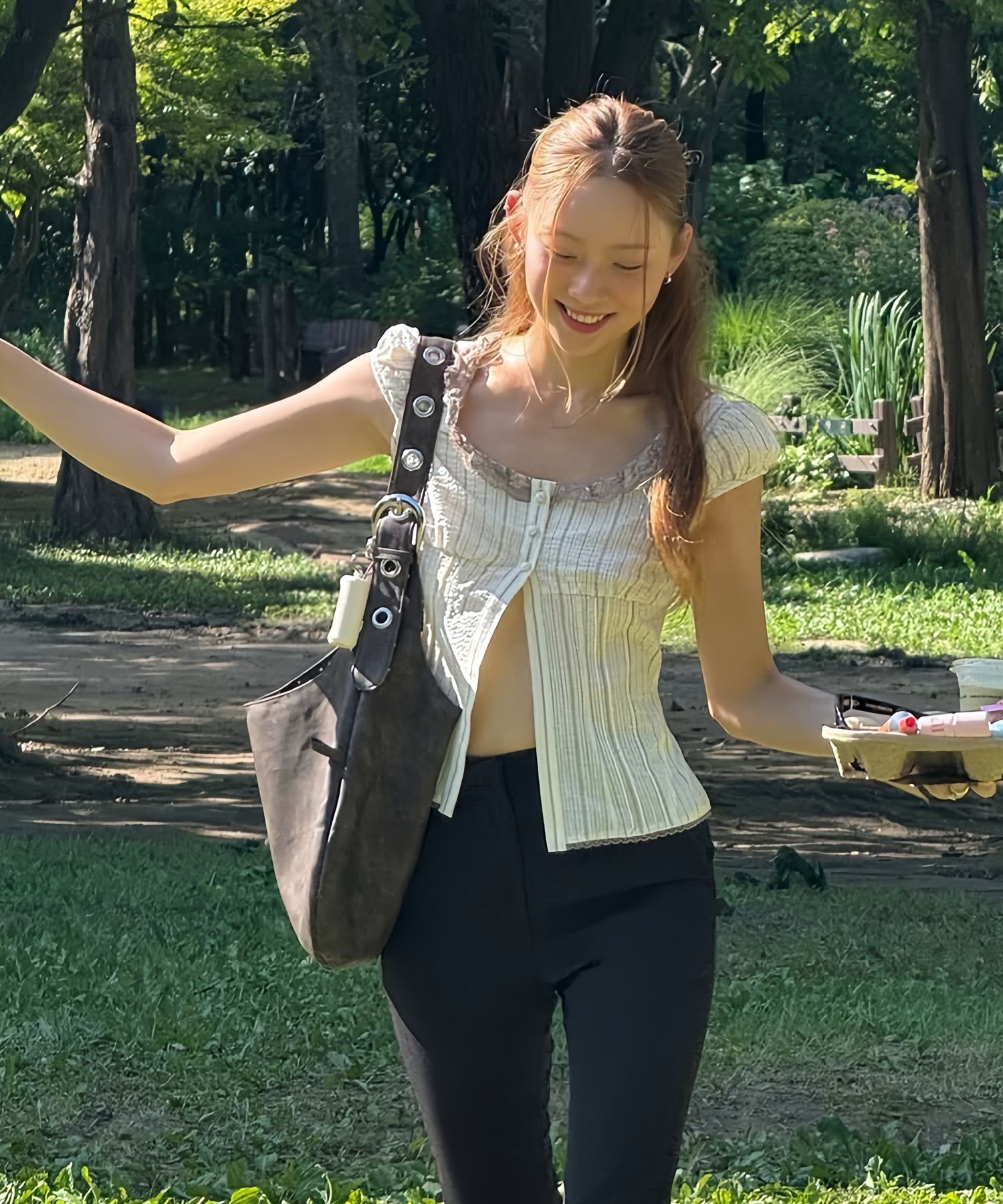 LETERIE 扣環兩用斜背包 BUCKLE