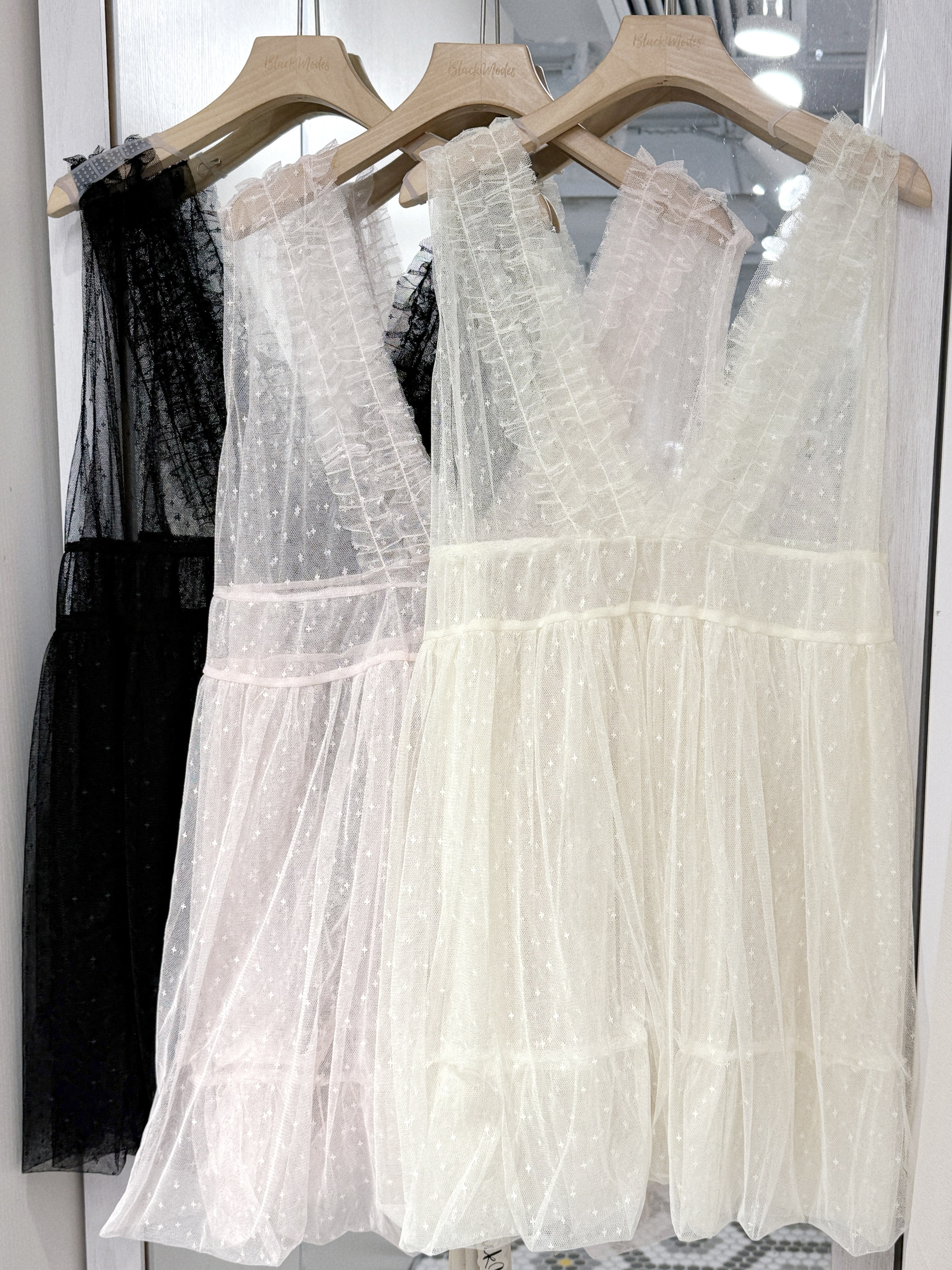 EA1253｜滿天星透明玻璃感ruffle邊外搭₊˚✩⊹