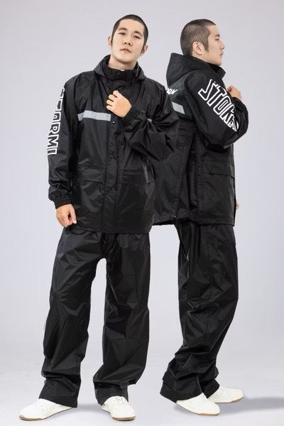 SNOWSTORMI Defender Pack DE-P 背包收納雨衣
