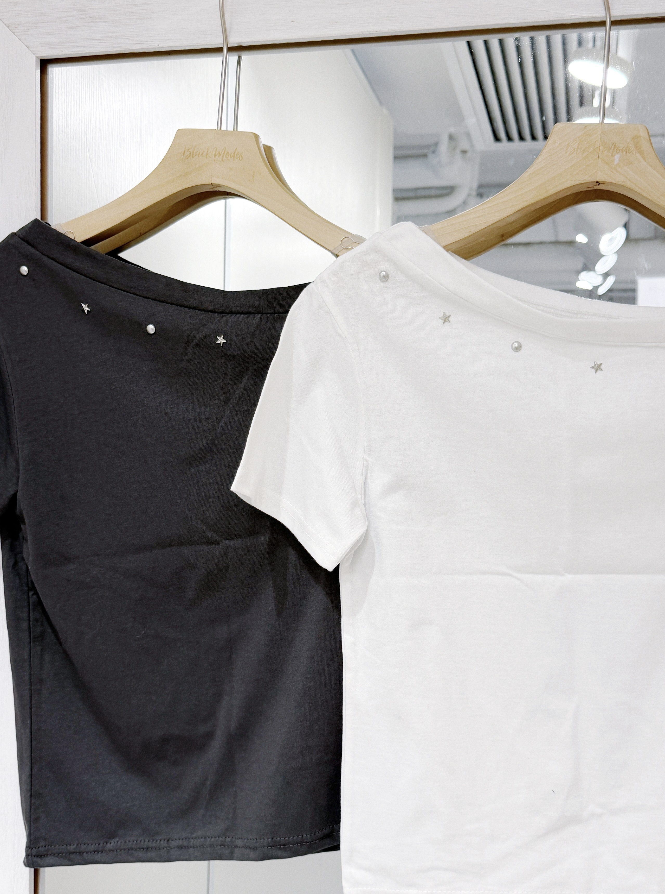 T1403｜星星圓圈窩釘斜膊短袖上衣⋆｡𖦹°⭒˚｡