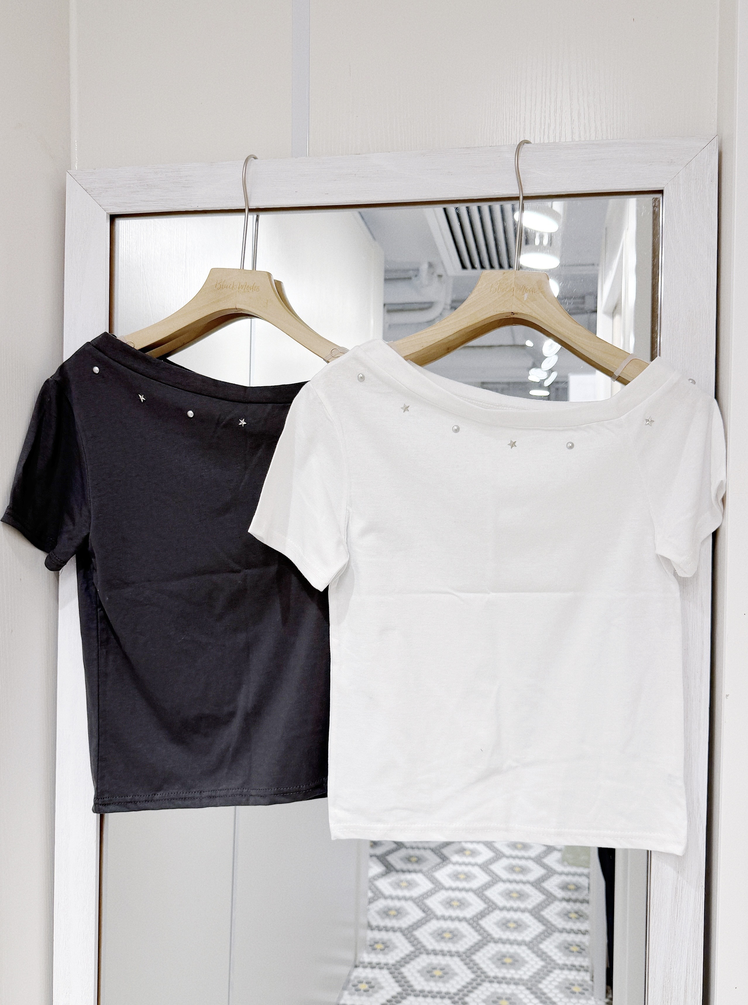 T1403｜星星圓圈窩釘斜膊短袖上衣⋆｡𖦹°⭒˚｡