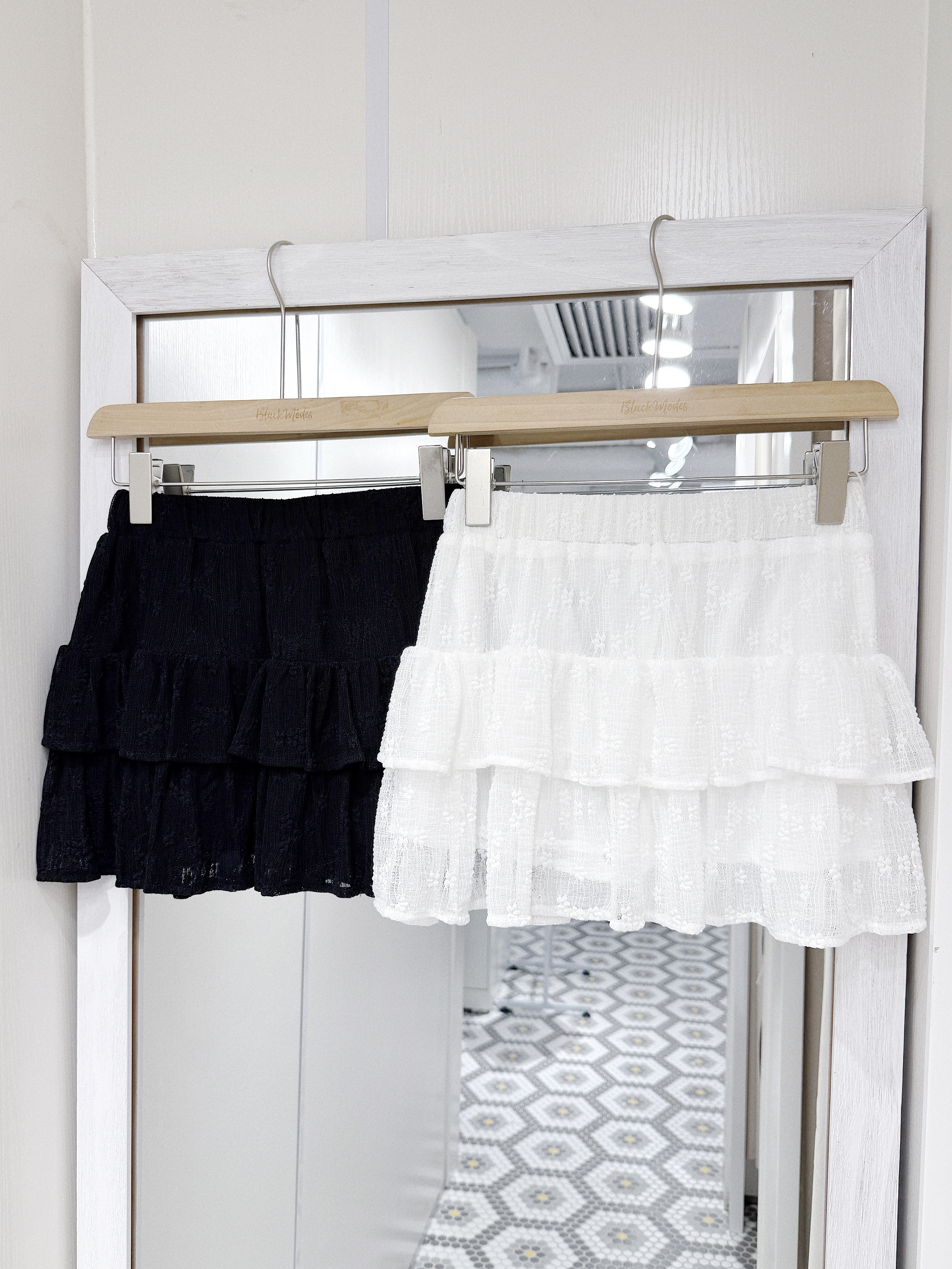 D0556｜春夏必備｡.°ஐ 超百搭雙層小暗花短裙𓂃𖤣𓇬