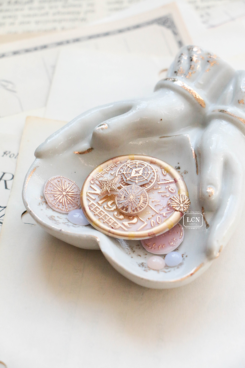 Wax seal stamp set- Vintage background 1 / 2