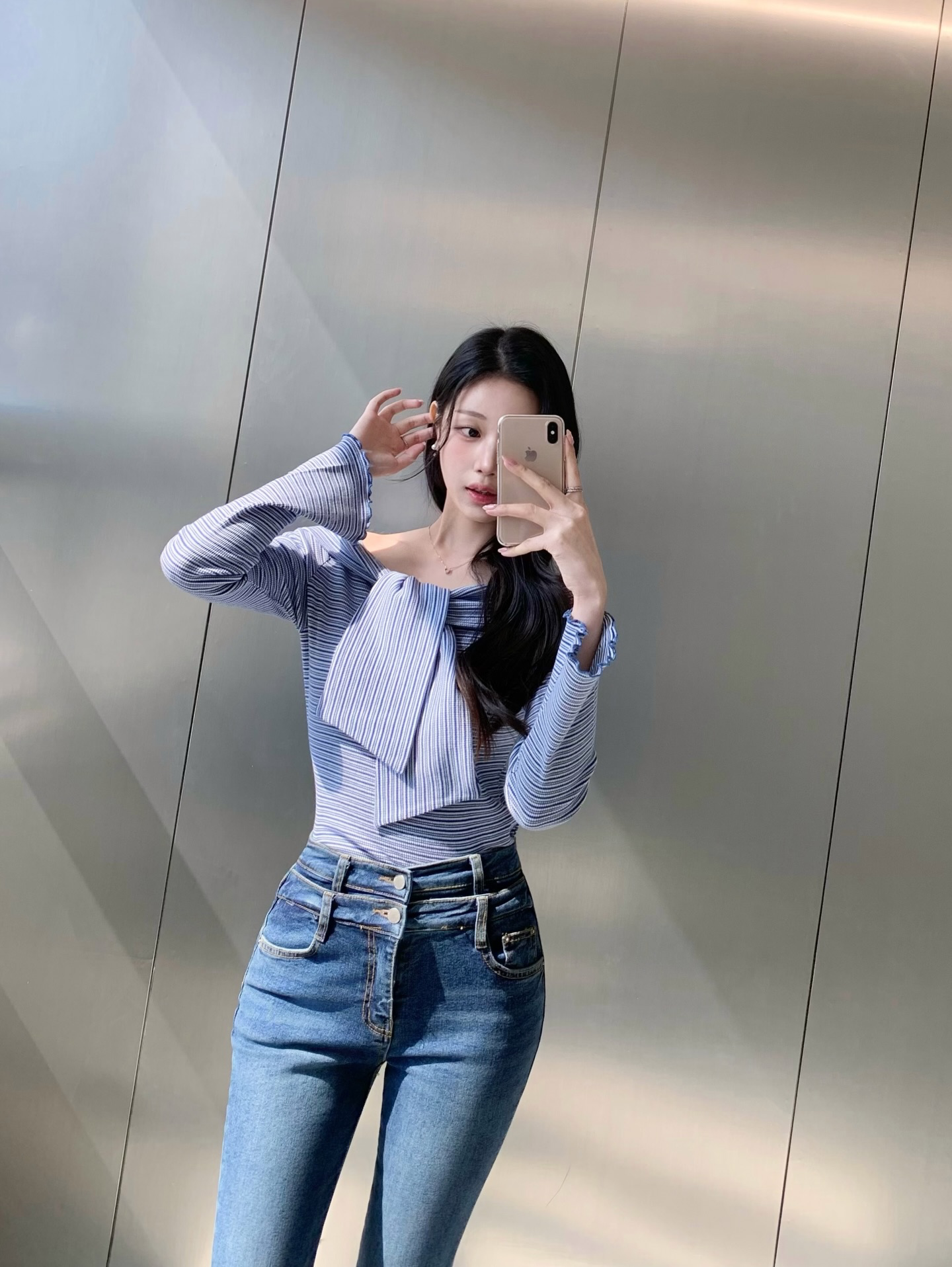 遠粼夜想 (上衣+牛仔褲)