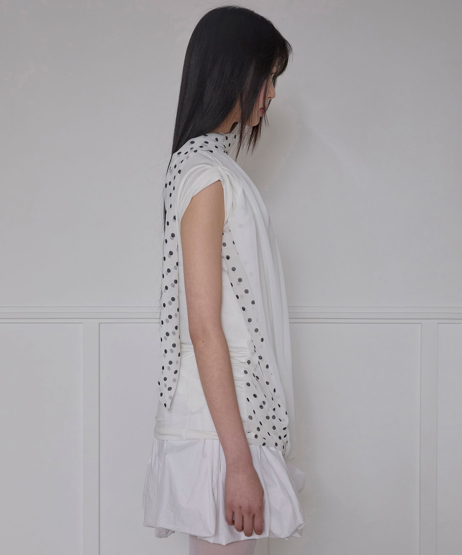 FLAREUP 點點圍巾領層次上衣 FL-172_White