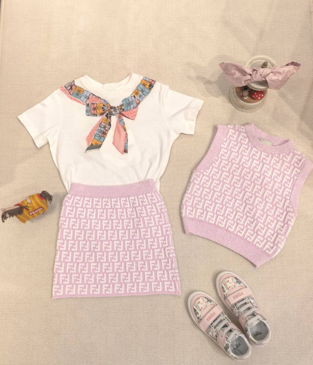 FF kids 白色 併 粉蝴蝶結圖案 Tee