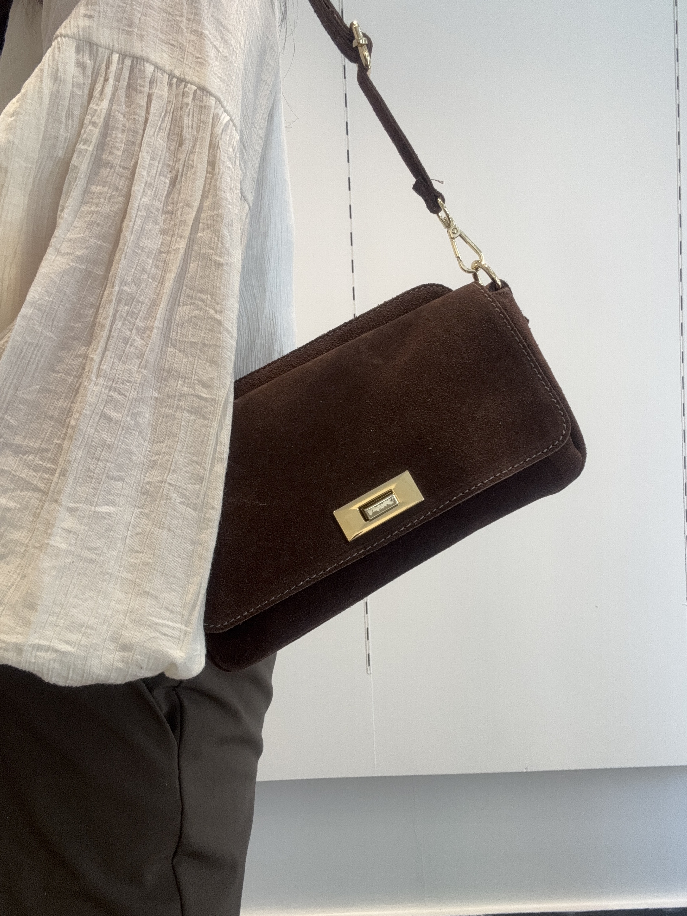 Cherry Paris Leather ILIANA SUÈDE- 4188 Chocolate 深啡色