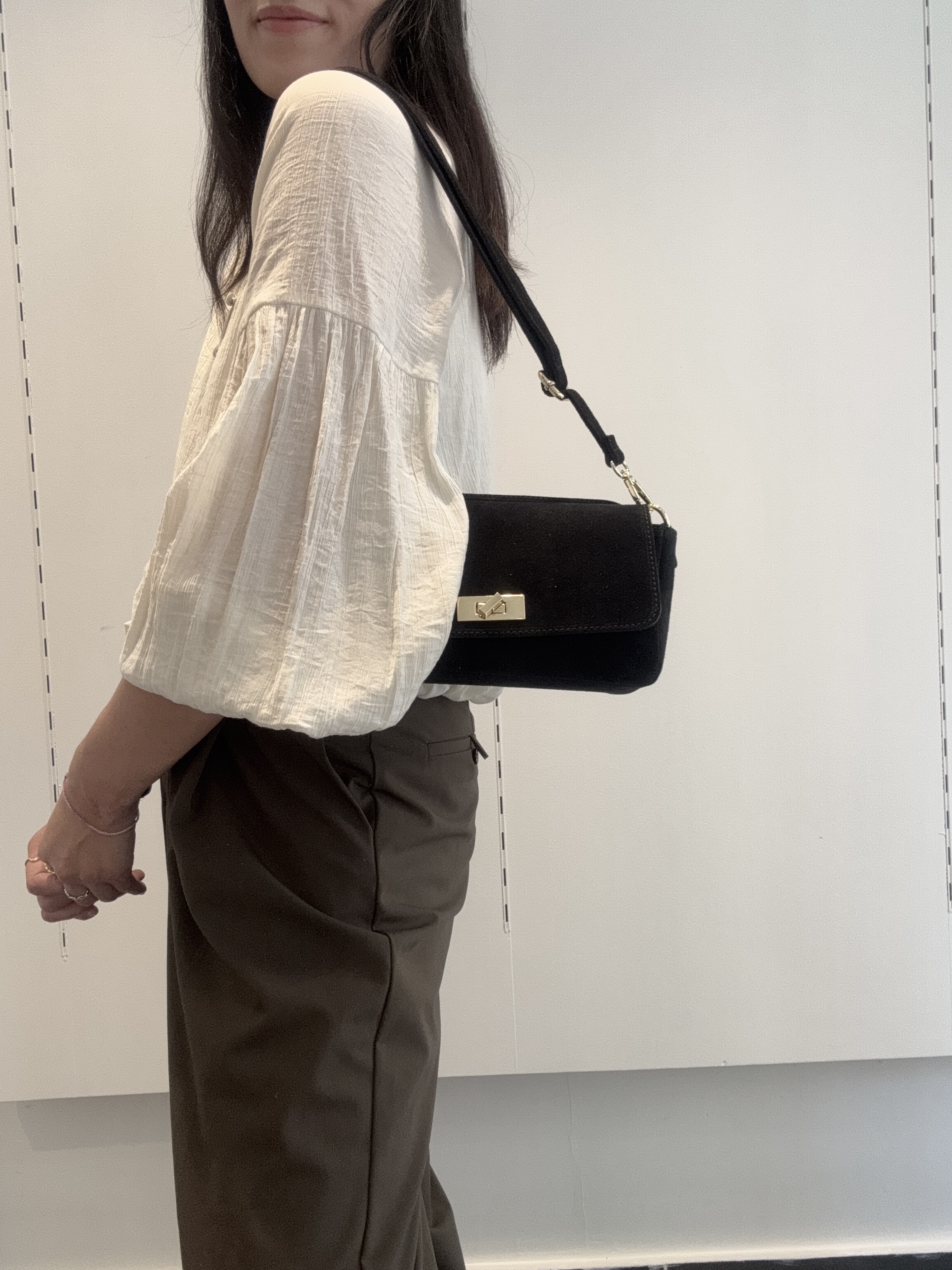 Cherry Paris Leather ILIANA SUÈDE- 4188 Black 黑色