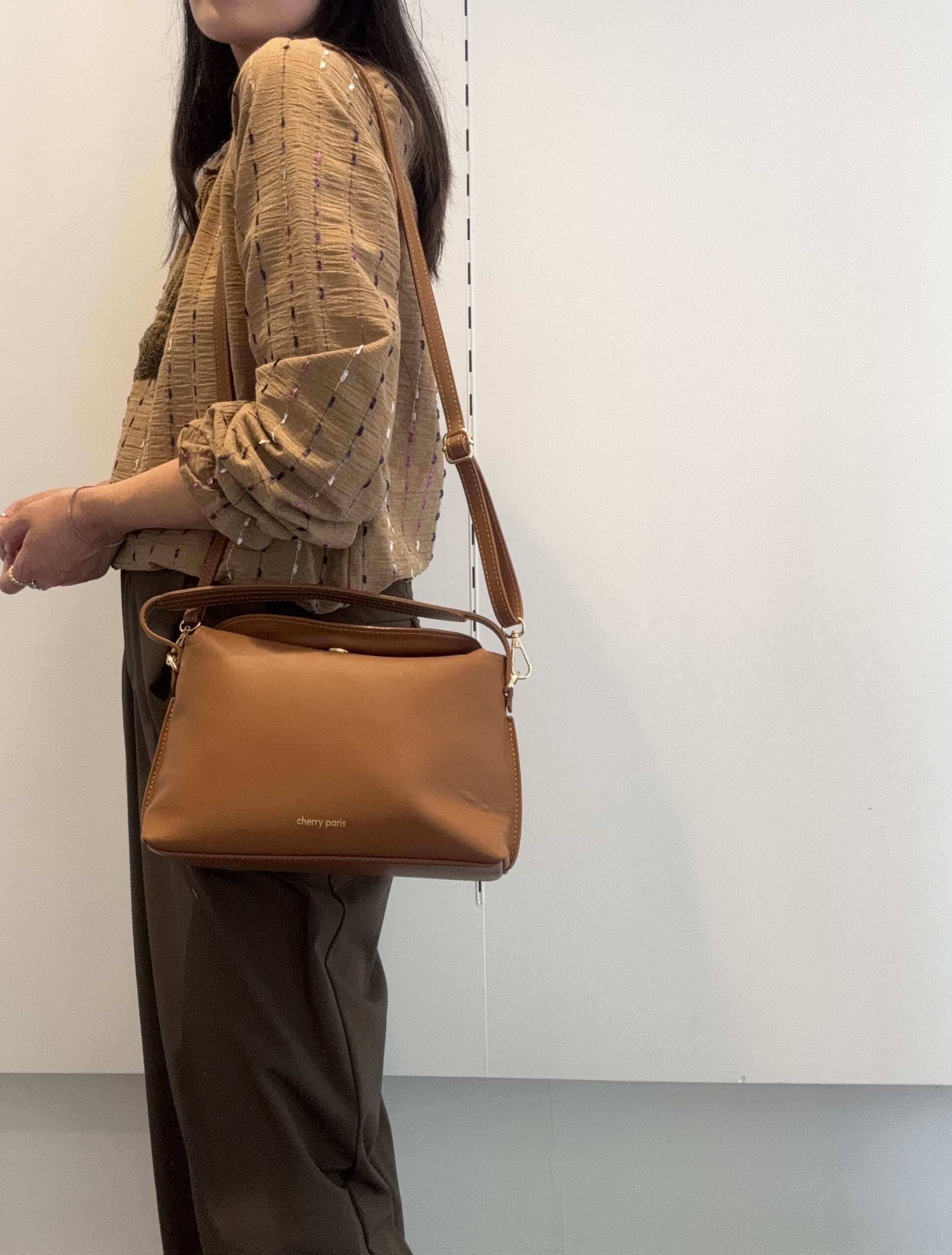 Cherry Paris Leather HÉLÈNE - 4184 Camel 駝色