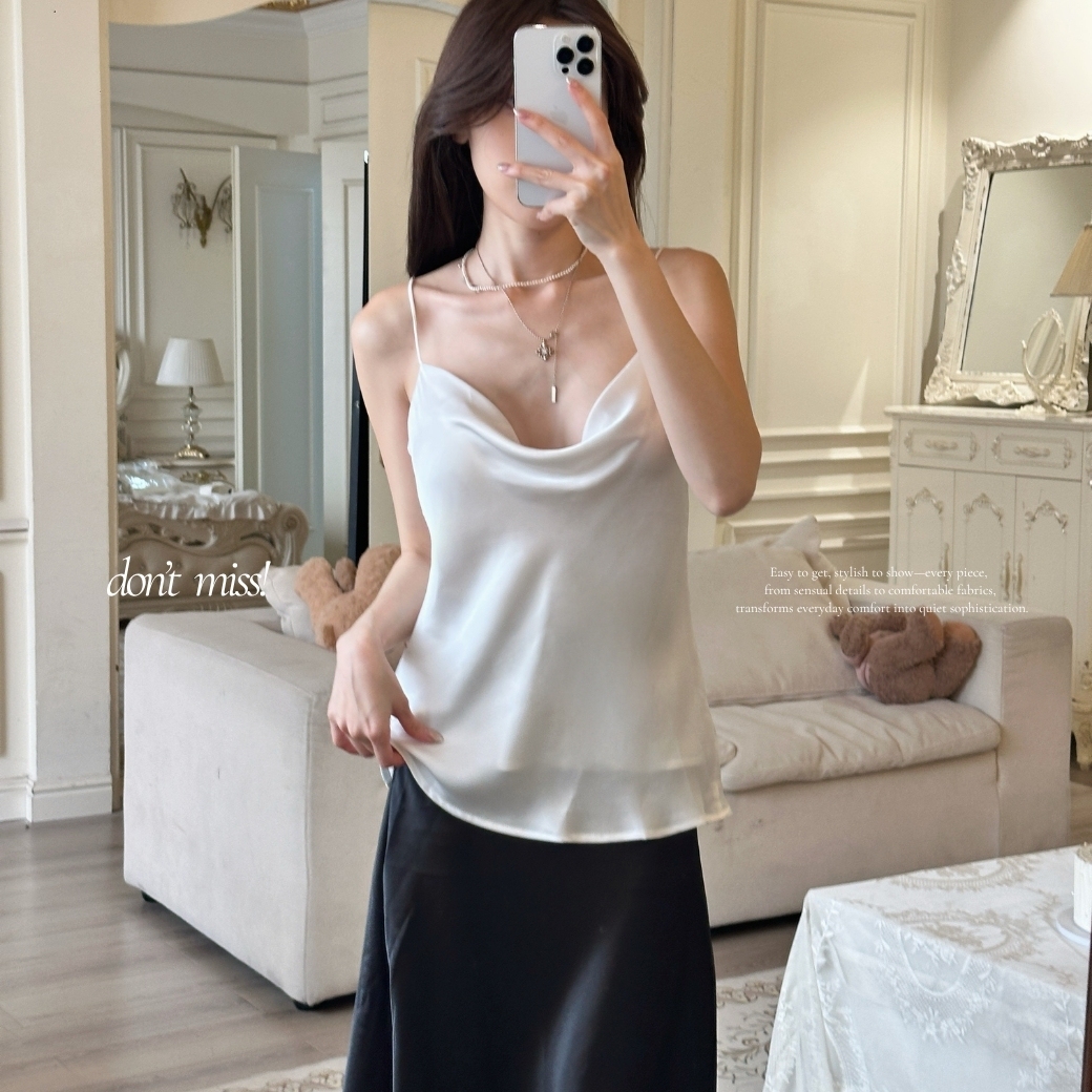 【高級不貴】DOMISS緞面細肩帶背心-5色 垂墜領口 氣質上衣 緞面上衣(現+預)