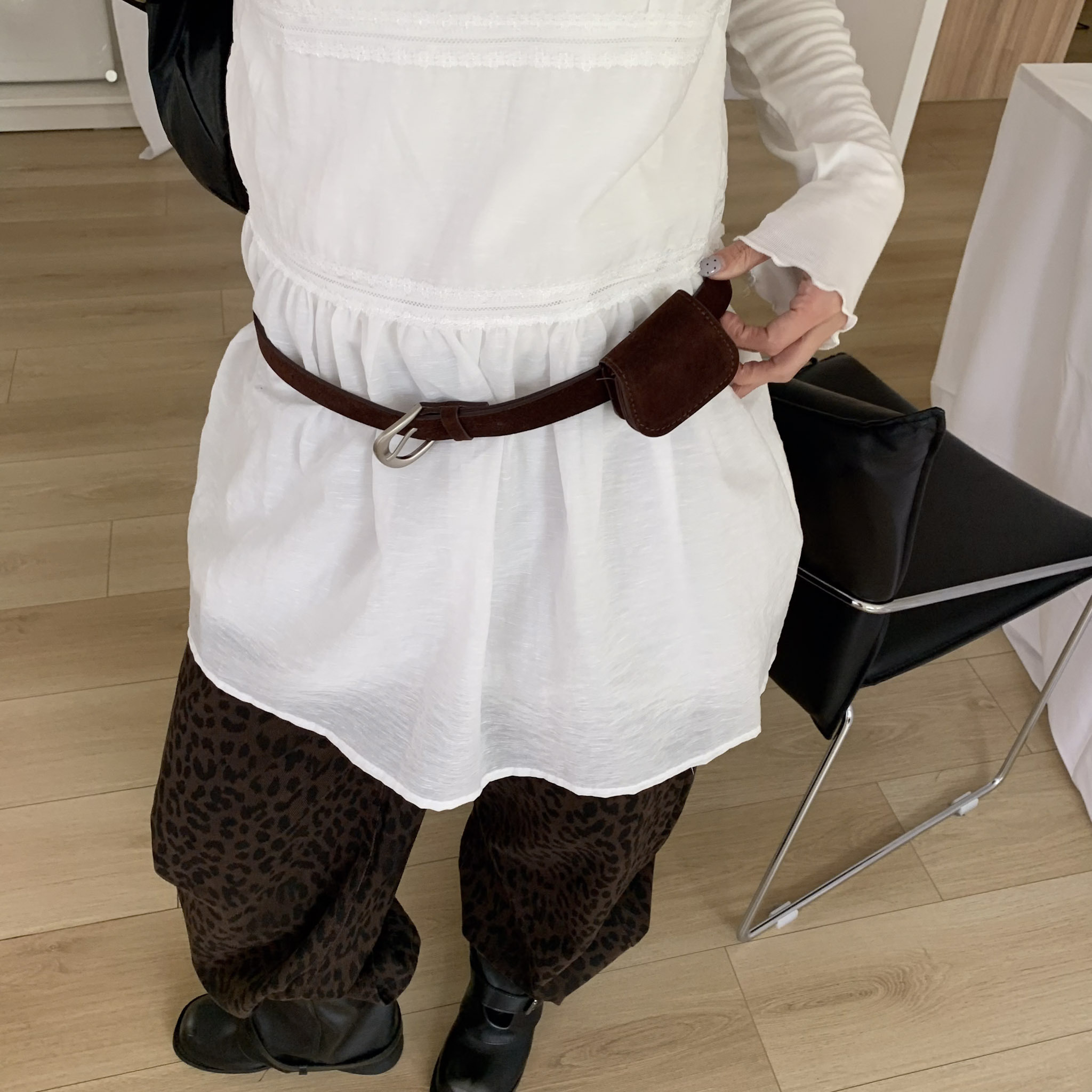 ISA_再加100種時髦穿法 麂皮絨小腰包皮帶_63064