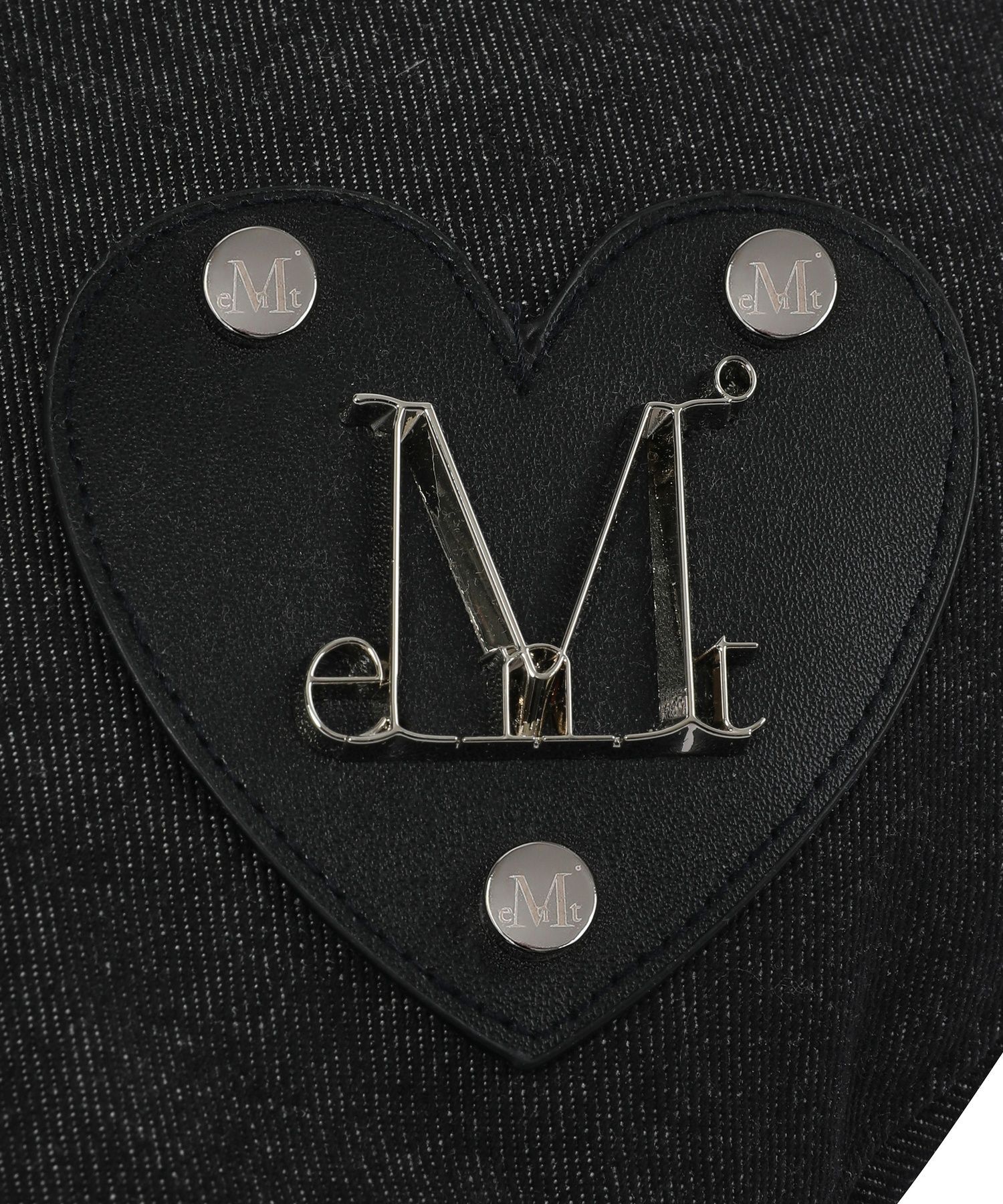 MUCENT 티키 金屬Logo愛心貼章丹寧獵裝帽 P0000CGC