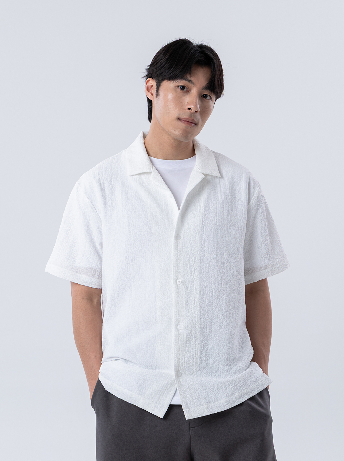 【期間限定】輕量格紋肌理感短袖襯衫