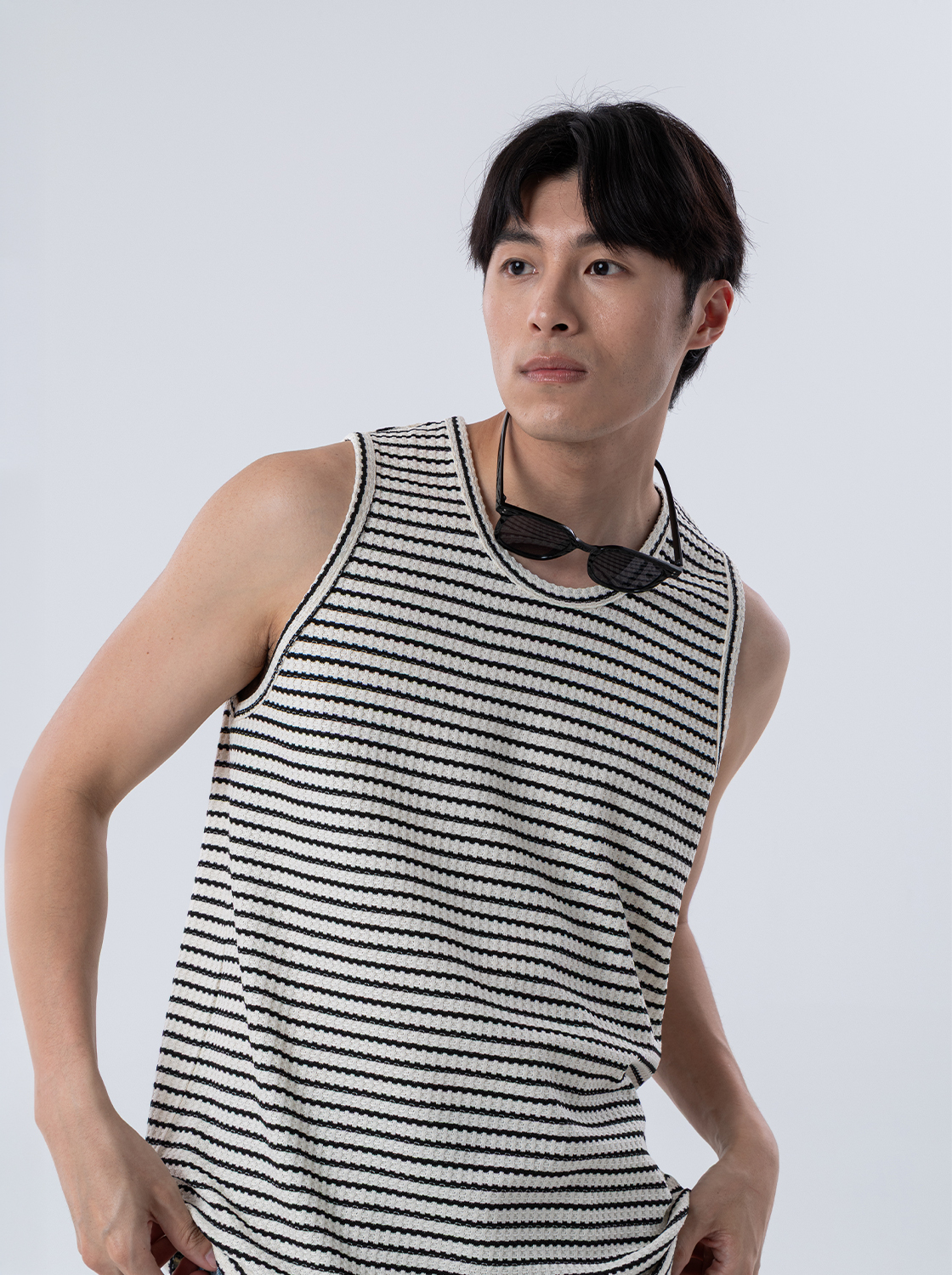 清爽感輕盈紋理條紋背心