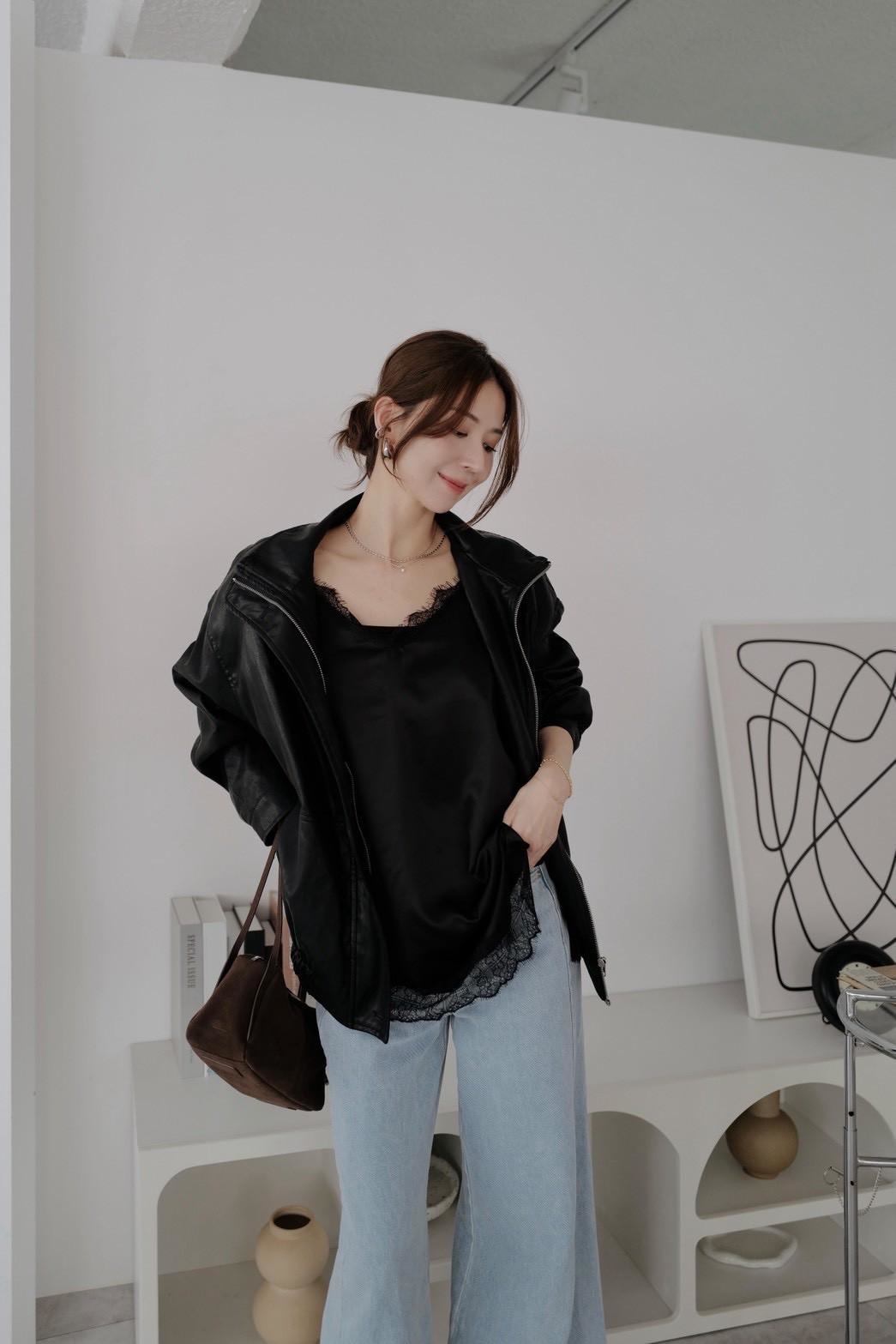 斜切口蕾絲長版背心 HB13