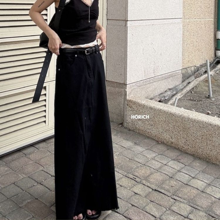 𝗔𝗽𝗿.𝟬𝟴/FMW2876-(獨家生產)韓版毛邊洗水半裙(2色)S-XL / 黑