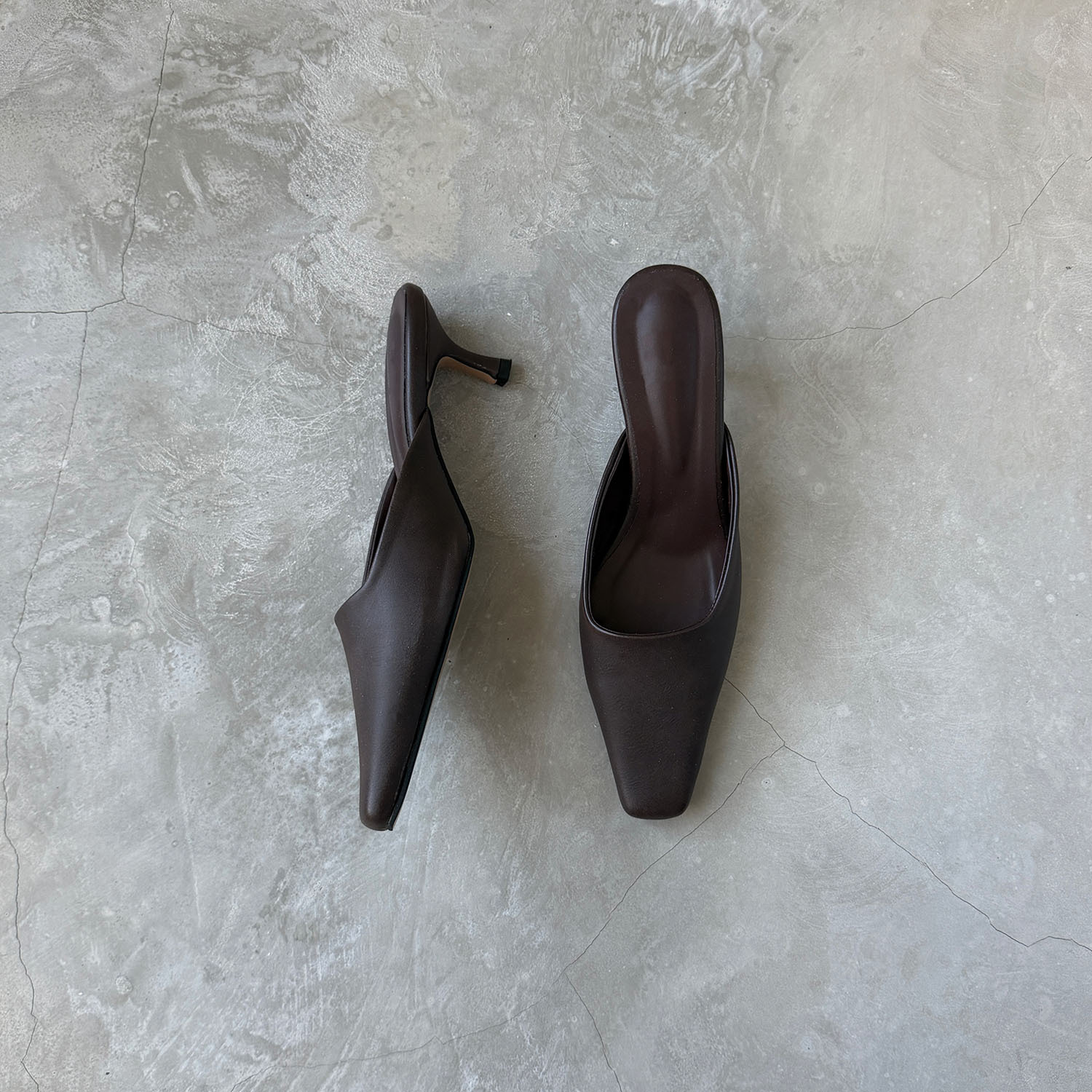 F4042 法式方頭低跟拖鞋 / 棕