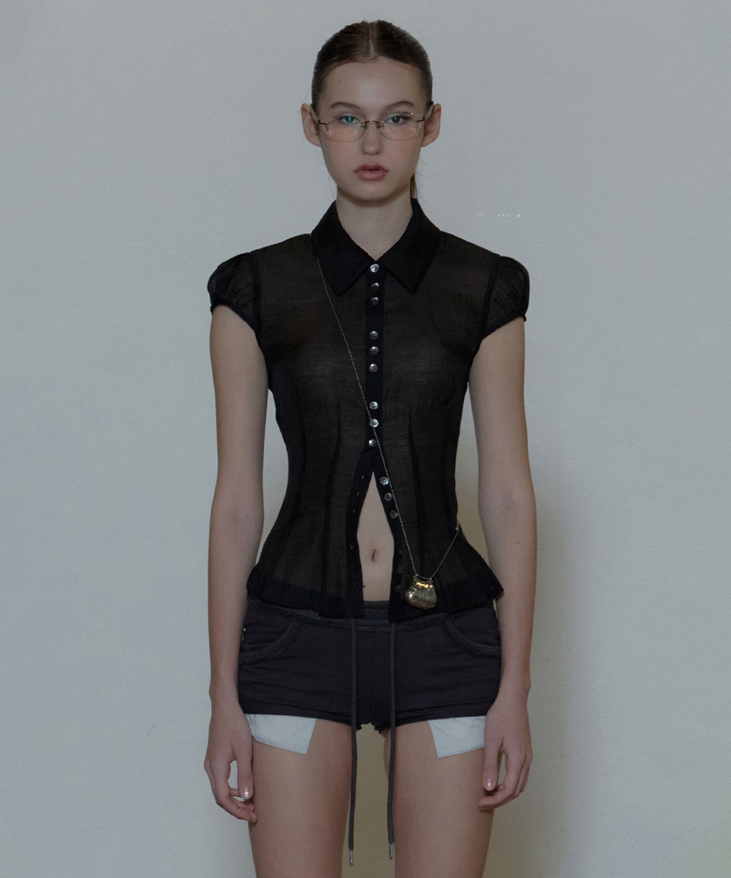 SCULPTOR 透膚褶邊下擺上衣 黑色 SC24S286BK