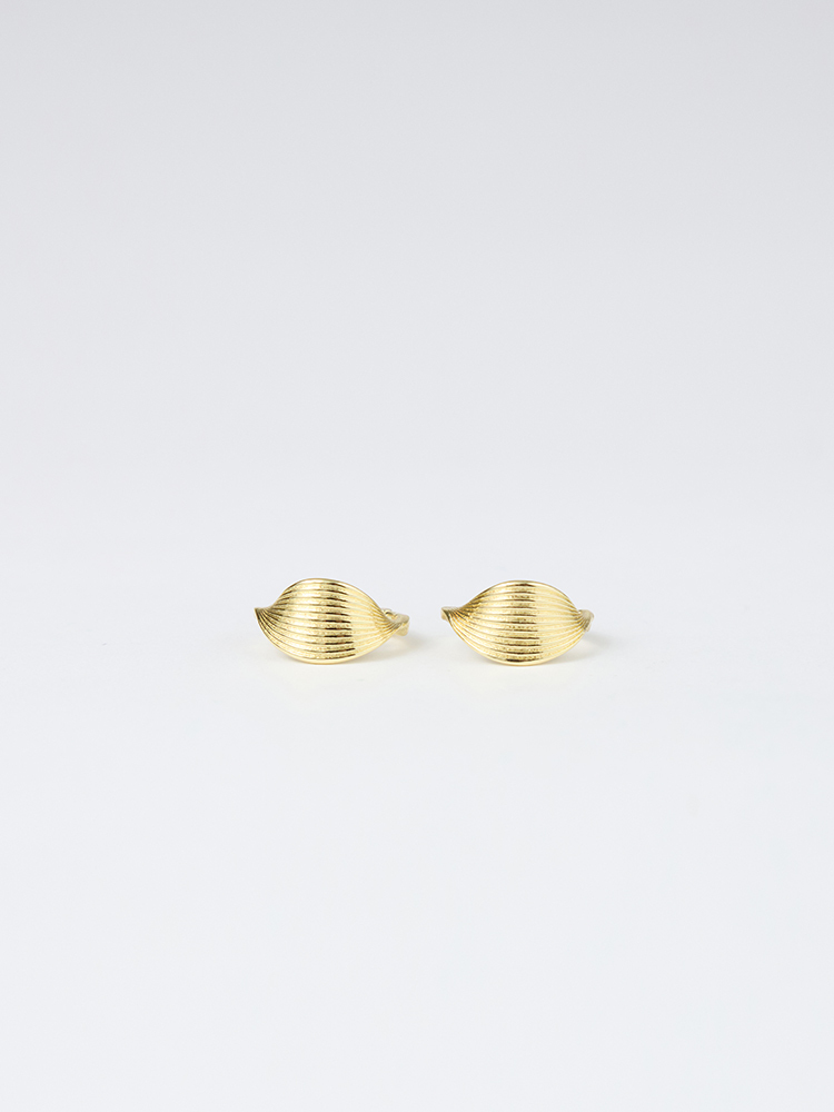 925純銀拉絲貝殼耳環