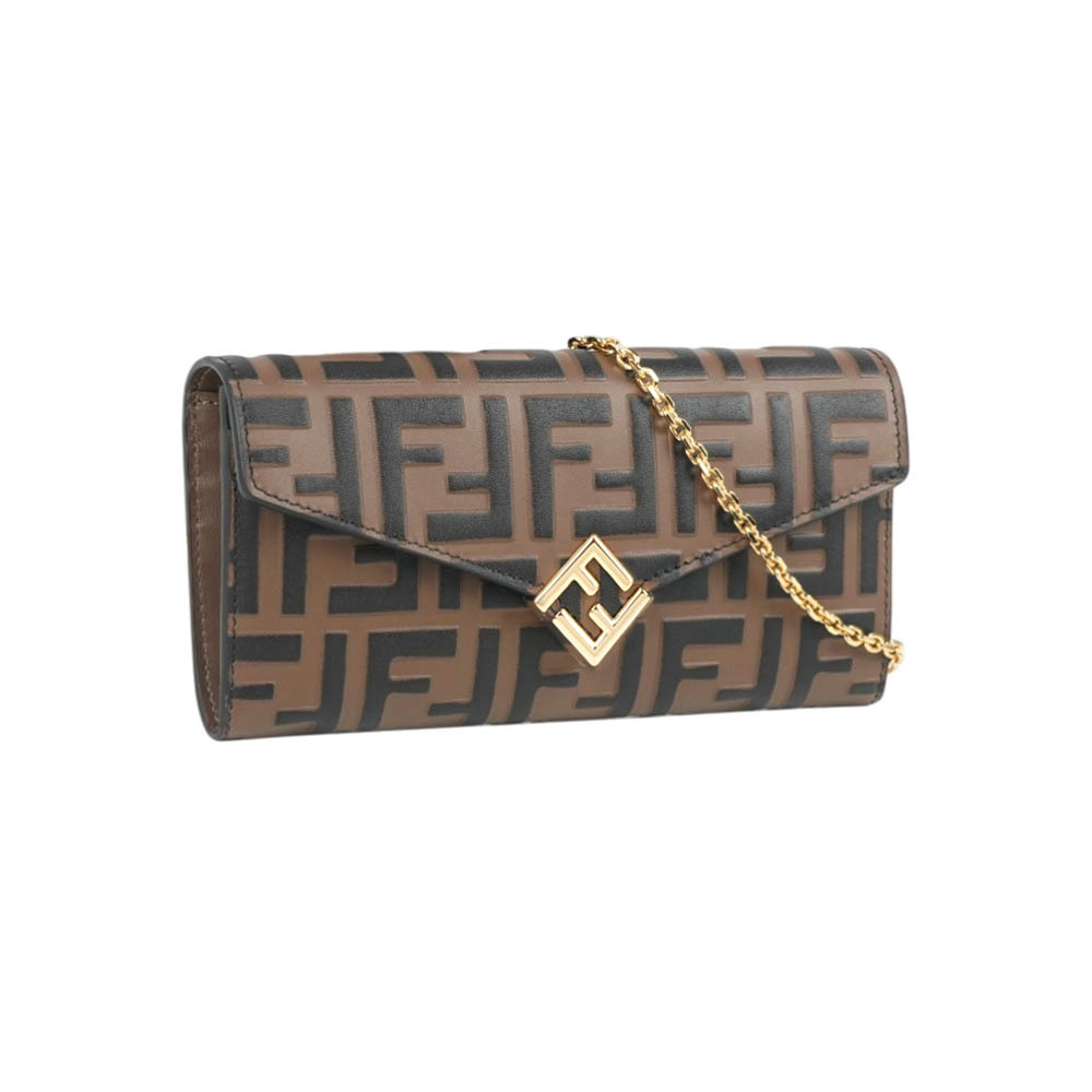 【Fendi】FF Diamonds 浮雕小牛皮鍊帶WOC(棕色)