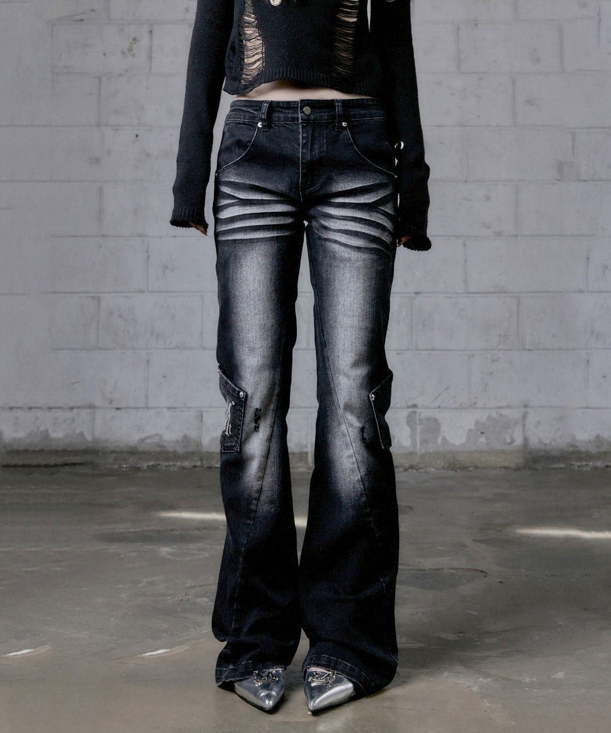 MUCENT 水洗靴型工裝牛仔褲 P0000BNC