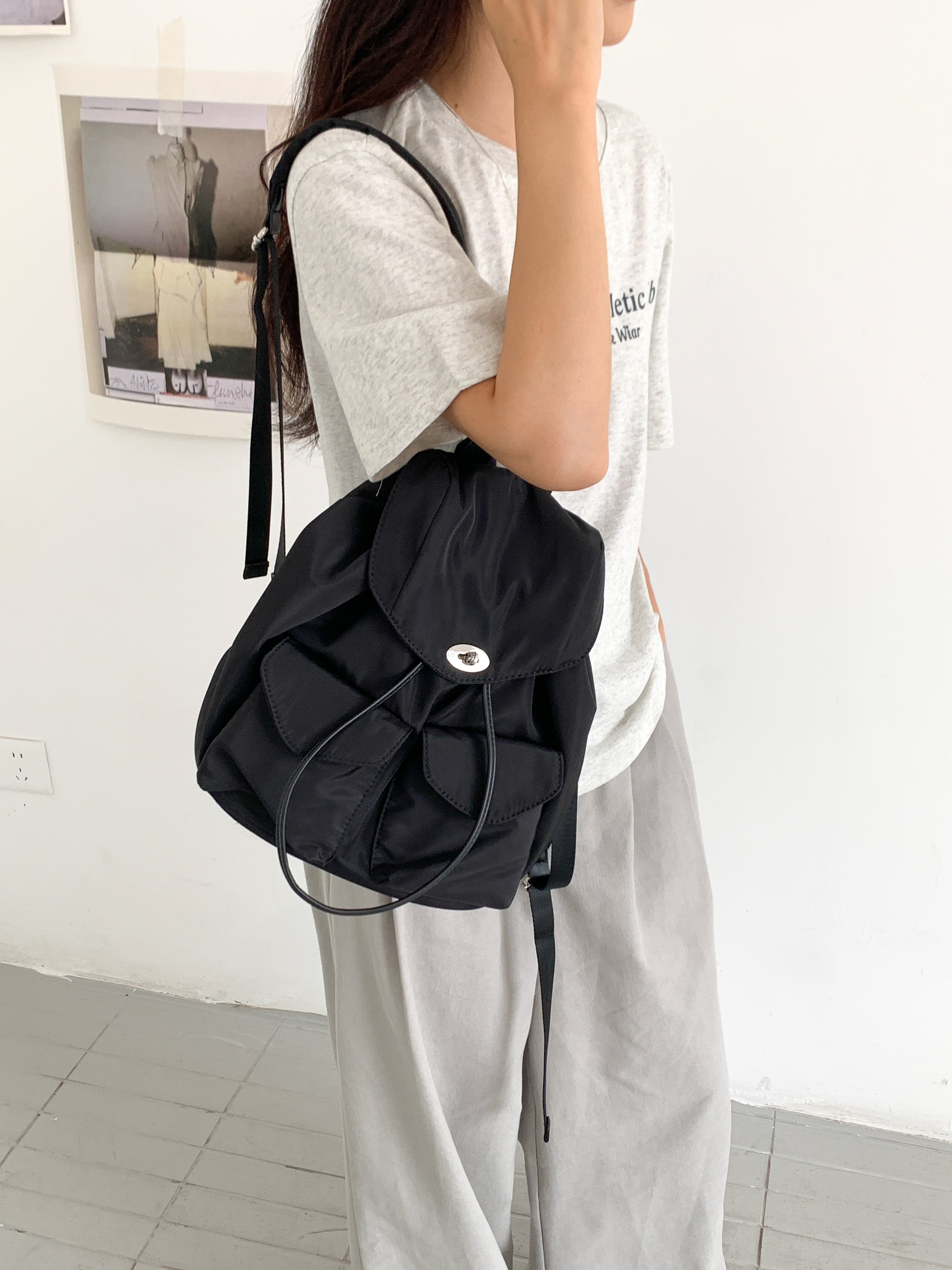 Me.gusta｜Pocket Bunny 雙口袋軟萌後背包