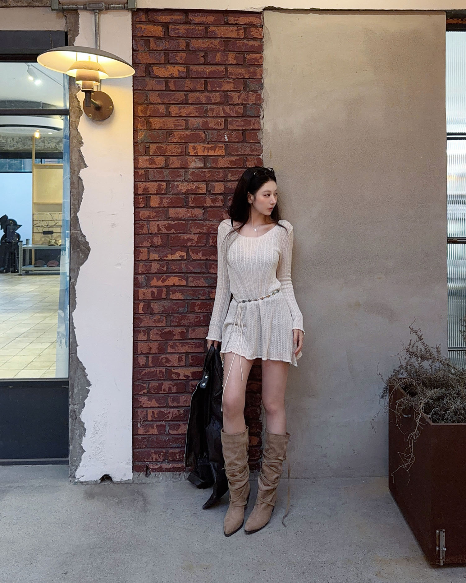 D4027 柔軟鏤空針織裙 / 杏