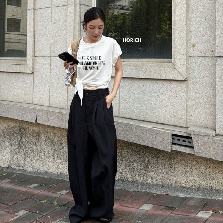 𝗔𝗽𝗿.𝟬𝟴/J66317X-休閒無袖字母T(兩色) / 米白