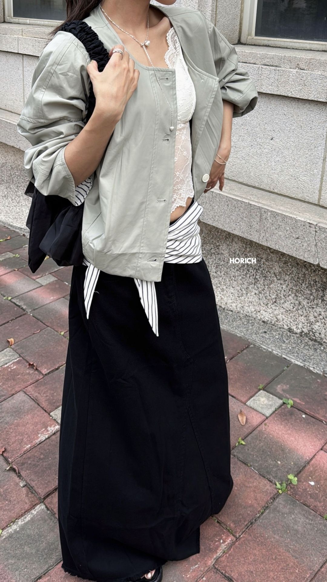 𝗔𝗽𝗿.𝟬𝟴/V52703Z-無領拼接皮外含領巾(兩色) /豆綠