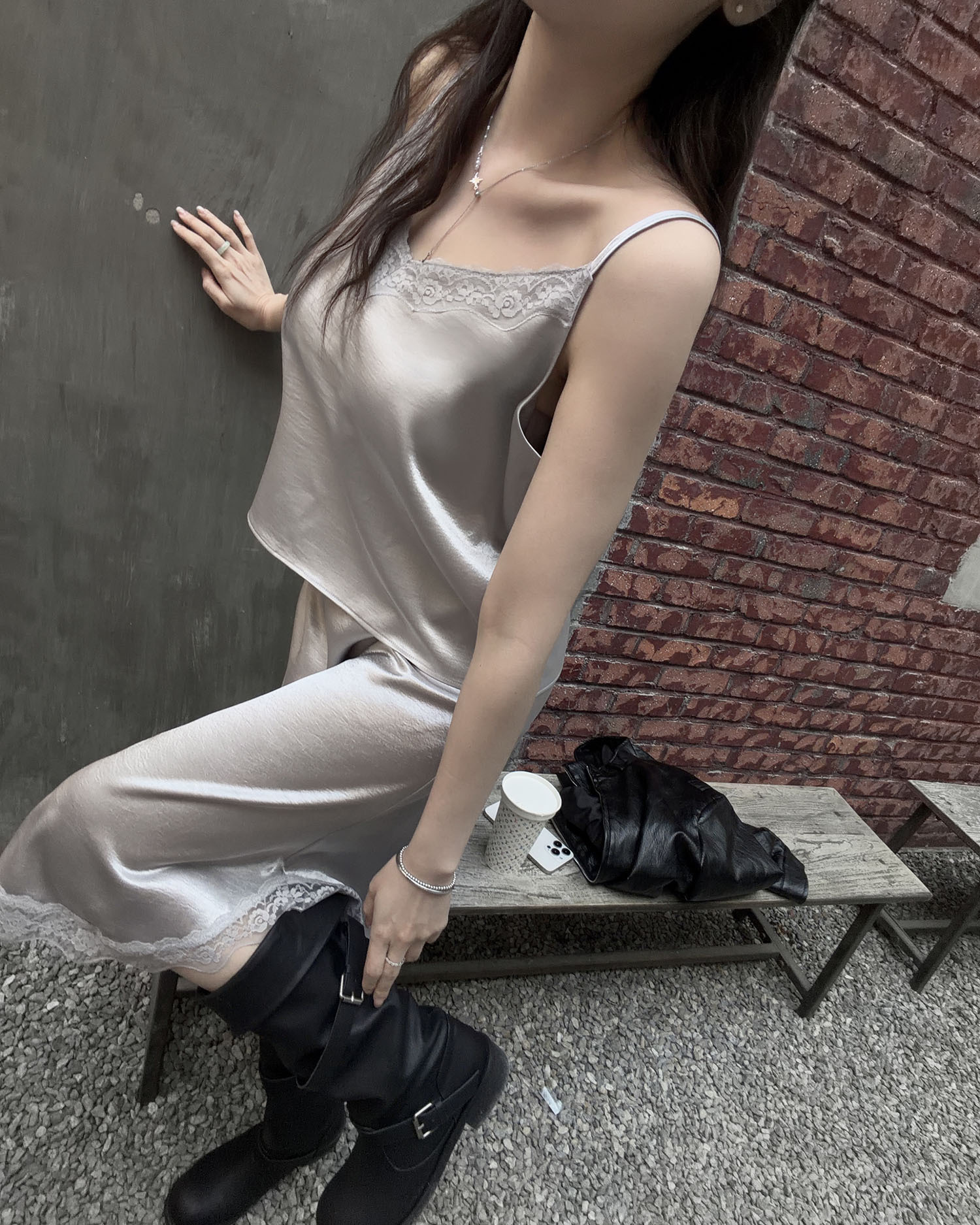 S4026 緞面蕾絲套裝 / 灰