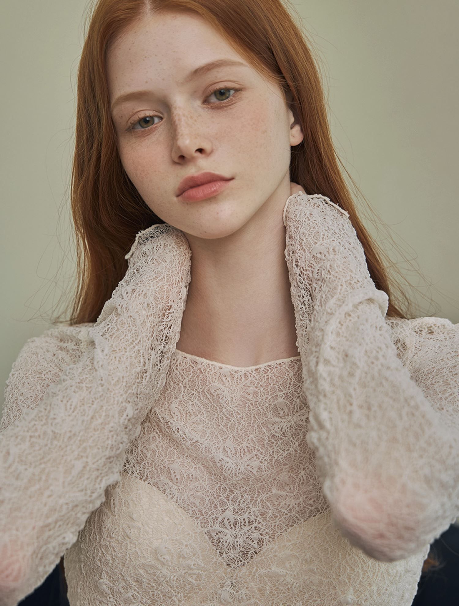 TWEE 蕾絲透膚上衣 5007127606