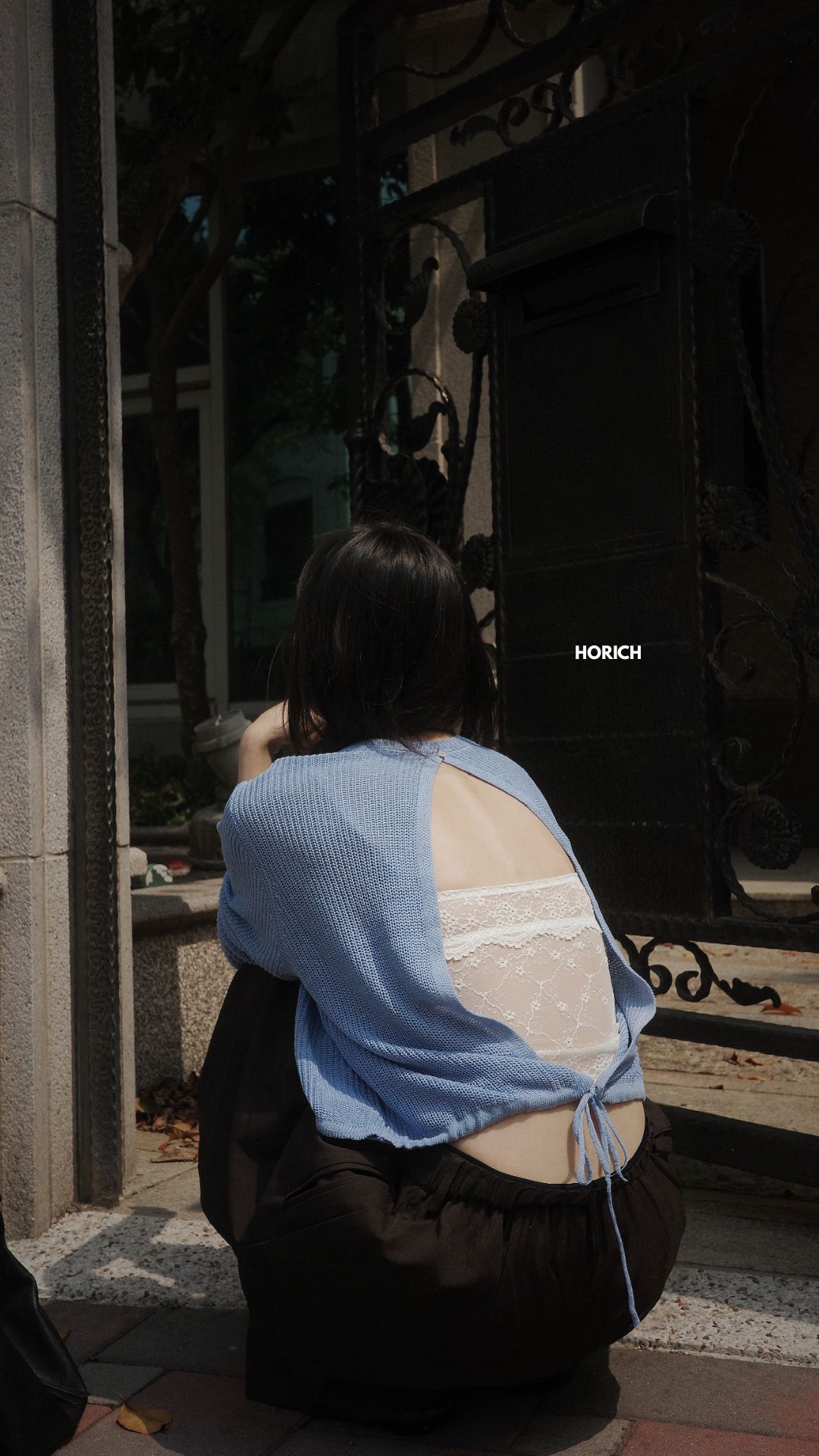 𝗔𝗽𝗿.𝟬𝟴/V52709Z-小心機露背釦針織上衣(三色) /海藍