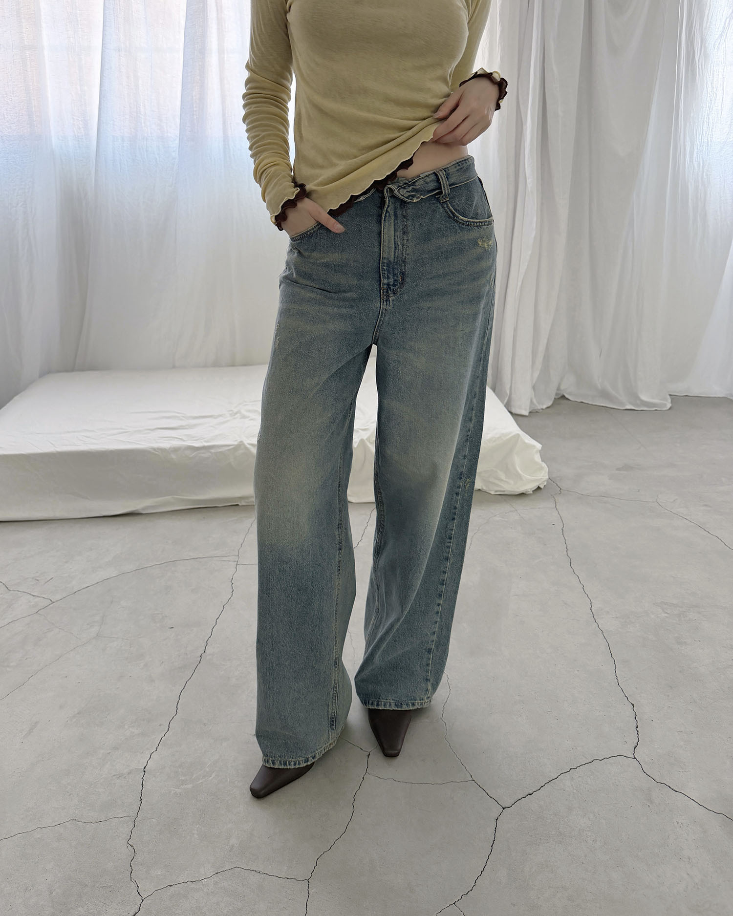 B4017 翻折褲頭直筒丹寧