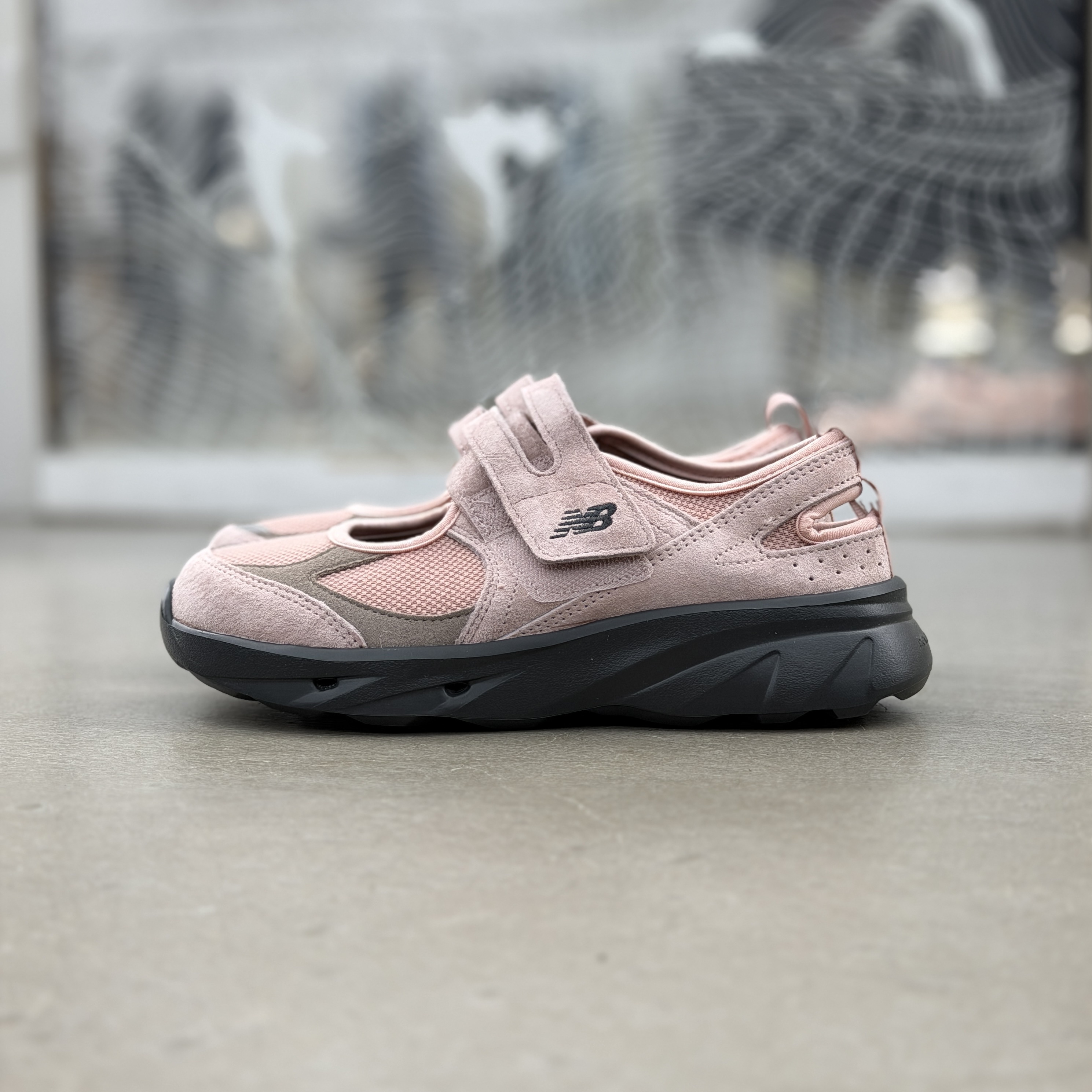 New Balance Breeze Suede- Pink