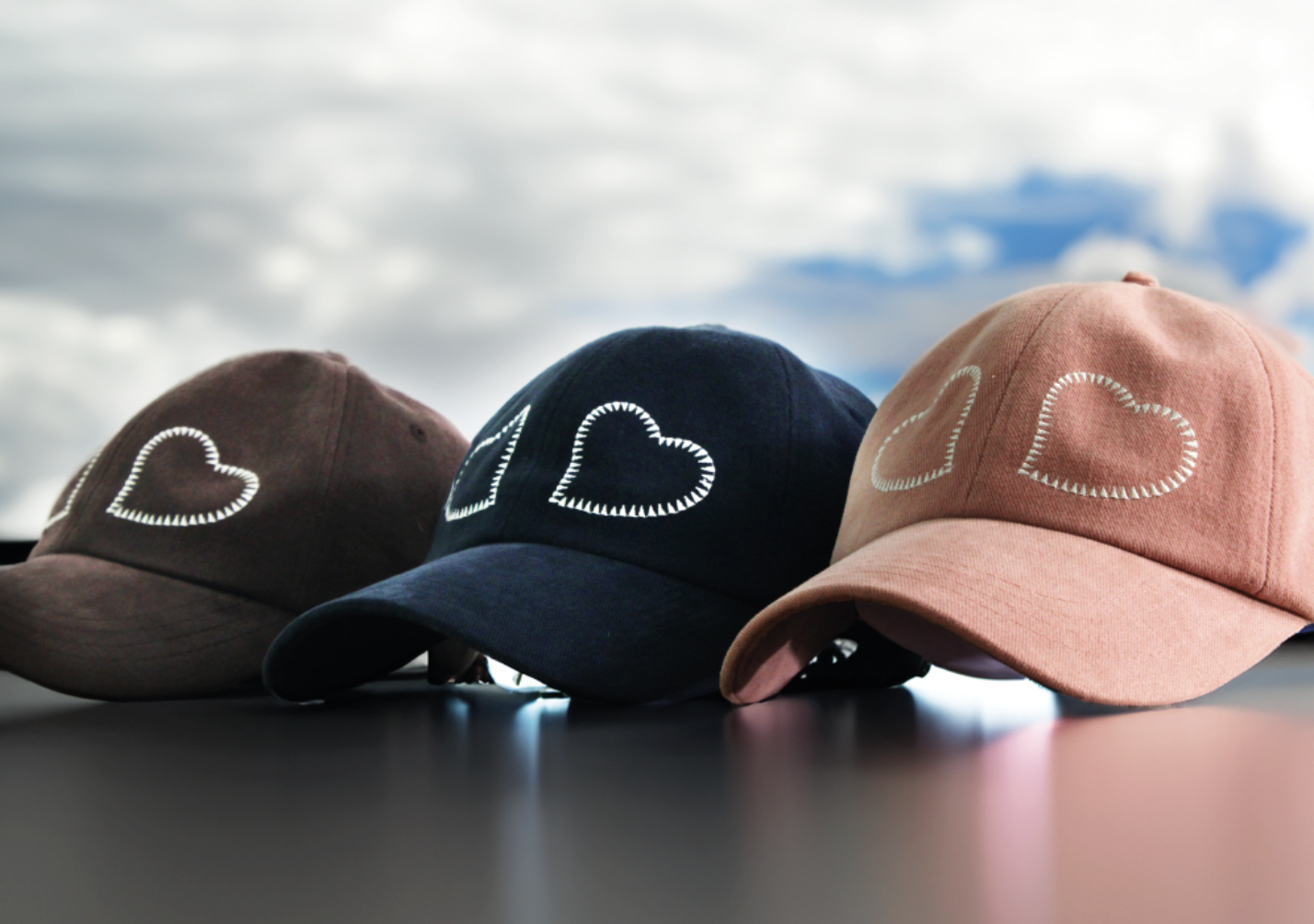 【韓國連線】ONGO DOUBLE HEART KNOT CAP 雙心棒球帽 3色 ONHPC