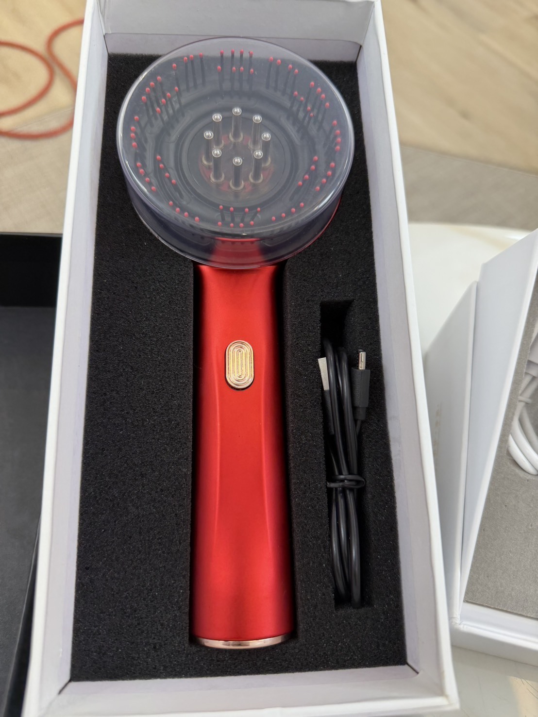 【日曜生醫】紅光頭皮養髮按摩梳