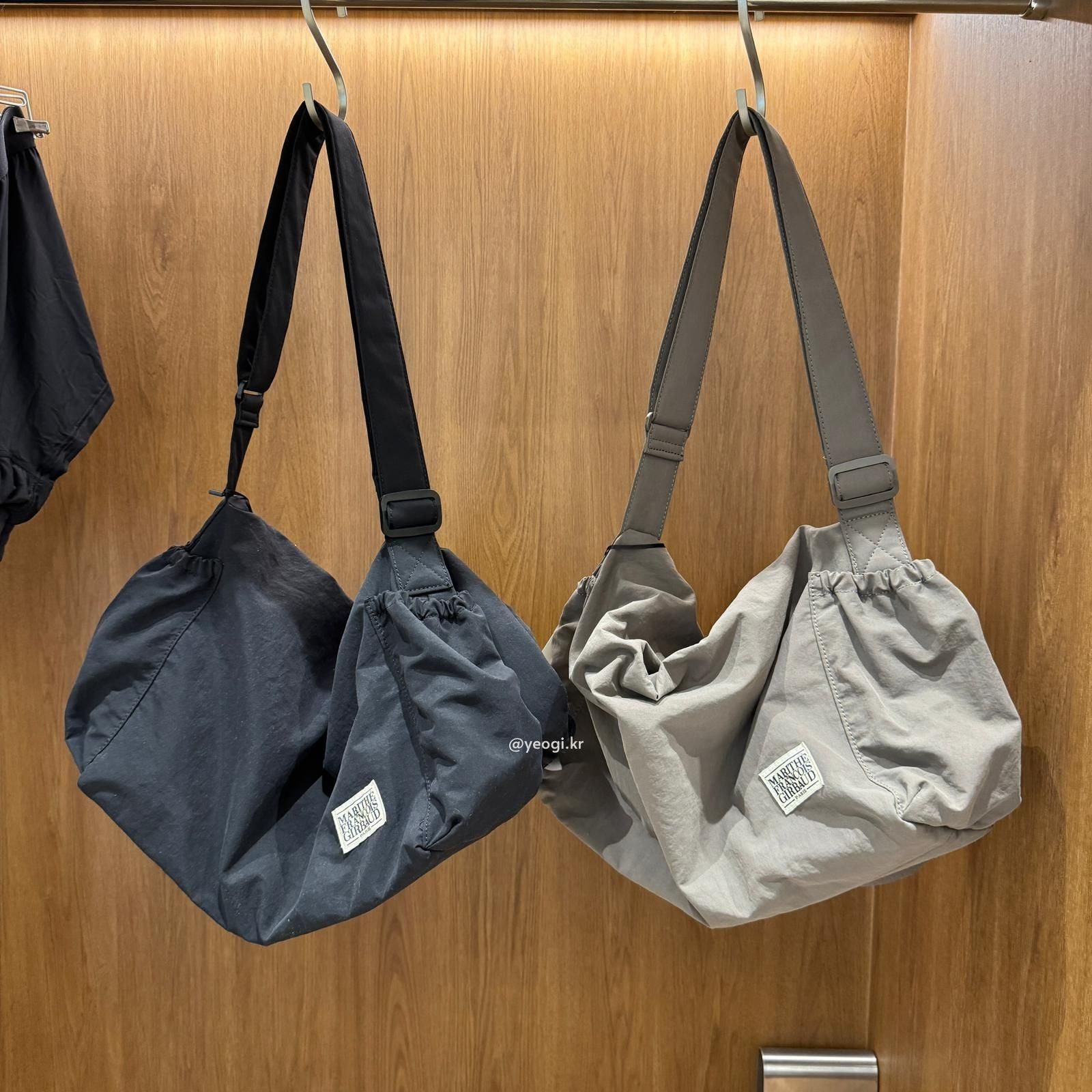 [11/4前入code每件最高可再-$20] MARITHE FRANCOIS GIRBAUD (MFG)｜CLASSIC LOGO STRING NYLON CROSS BAG [2 colors]