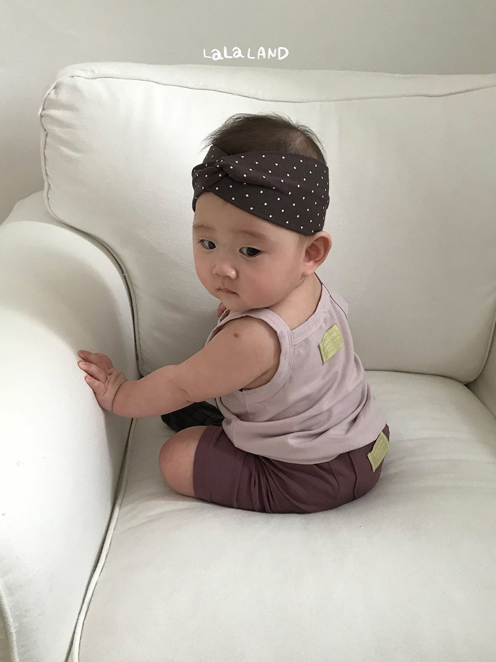 正韓夏lalaland 嫩嬰兩色背後小標背心