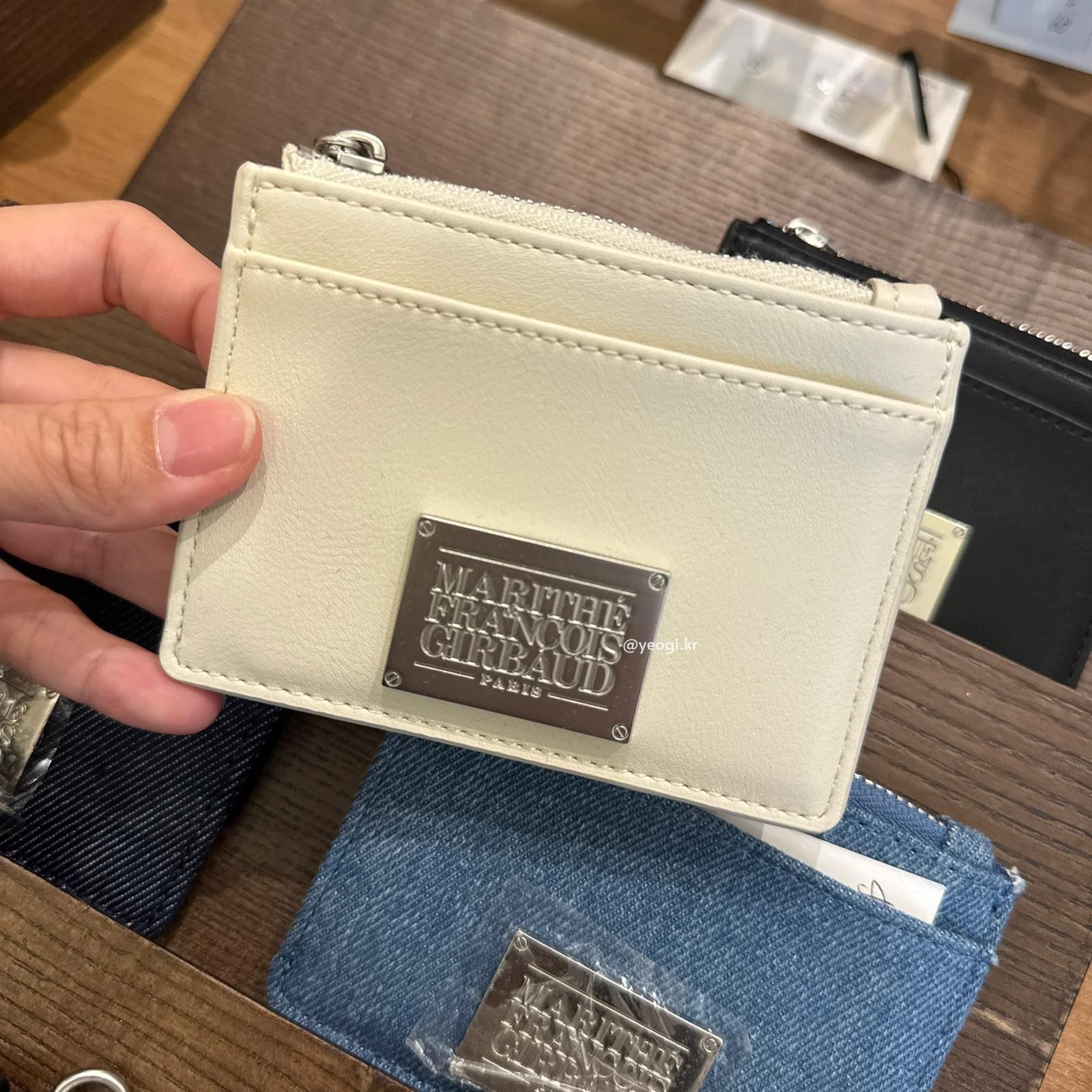 [11/4前入code每件最高可再-$20] MARITHE FRANCOIS GIRBAUD (MFG)｜CLASSIC LOGO ZIP CARD WALLET [4 colors]