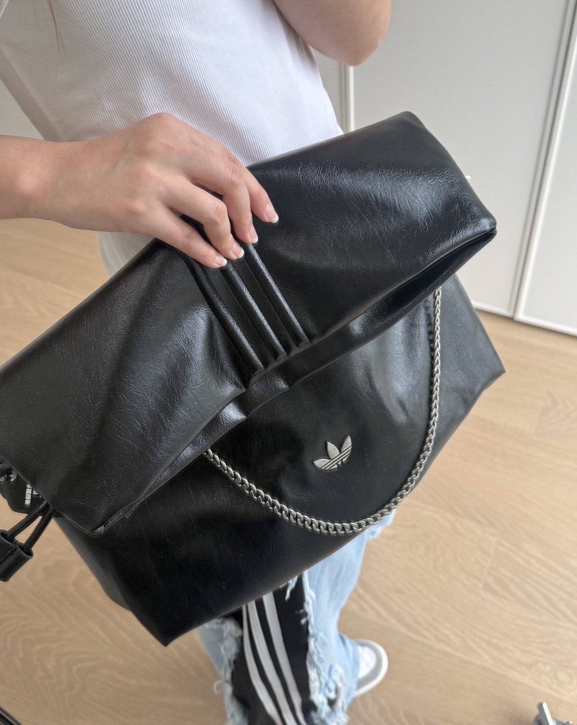 【OWN】ADIDAS ORIGINALS 肩背 手提 側背包 小香風格 皮革 金屬 鍊子 大容量 黑色 KS5157