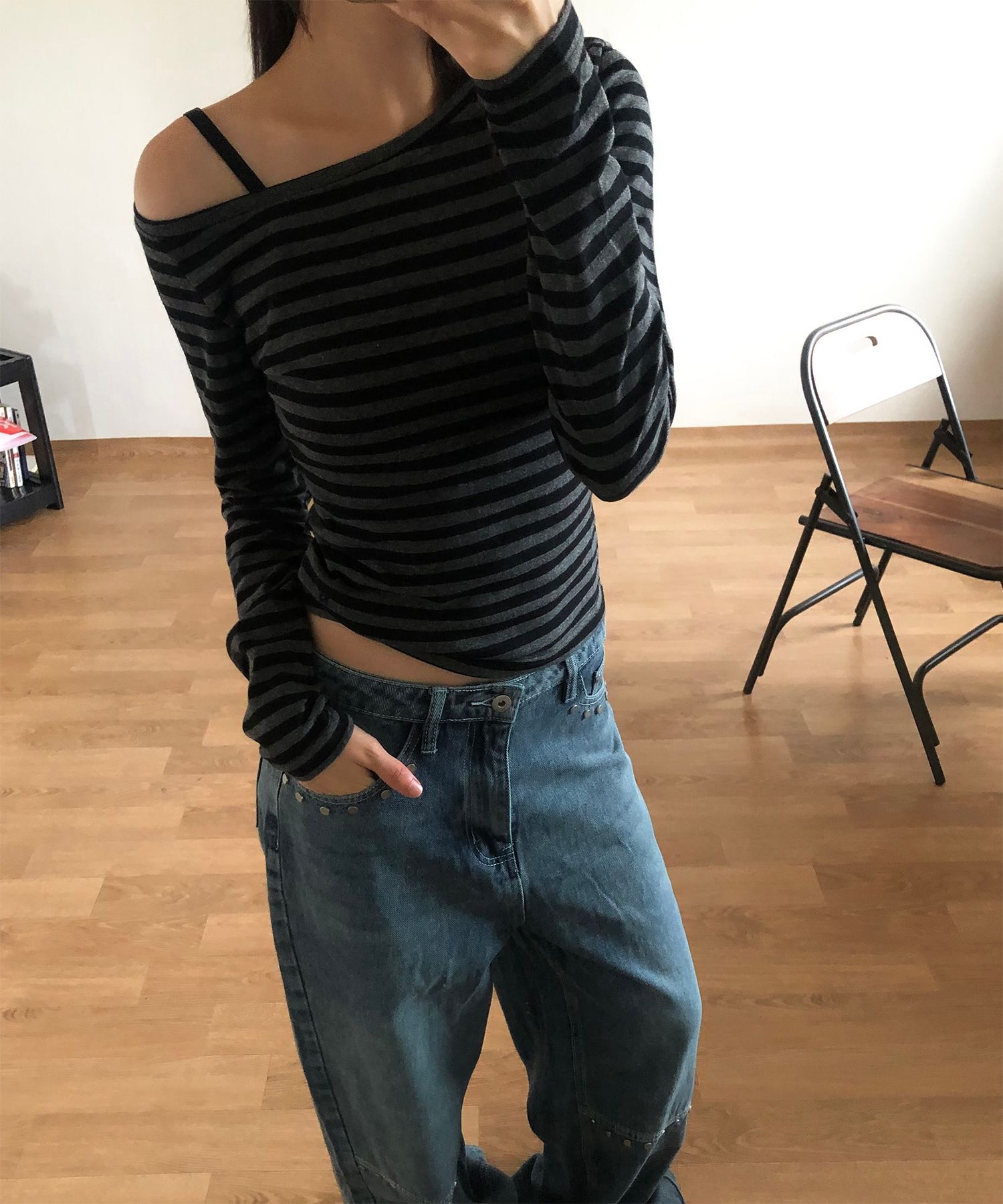 PLACE STUDIO 條紋不對稱單肩T恤 25F777990