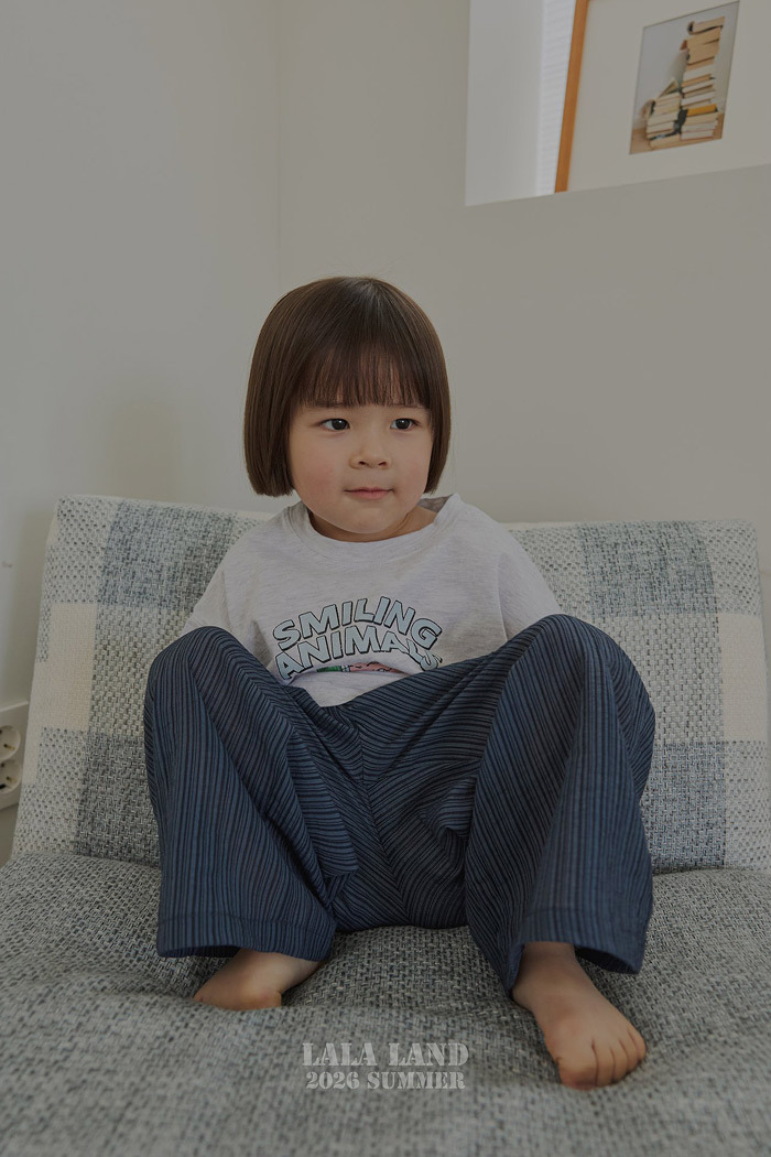 正韓夏lalaland 小童墨鏡小兔上衣