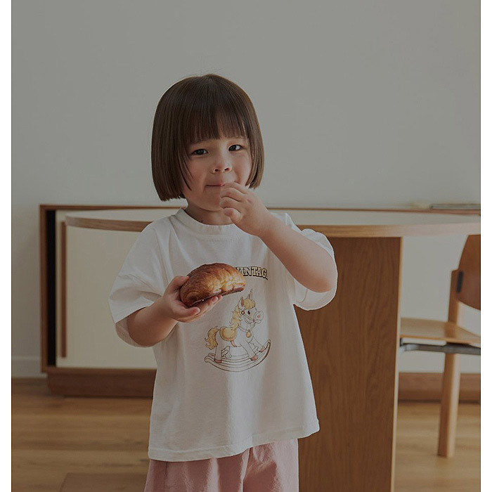 正韓夏lalaland 小童金髮小馬上衣