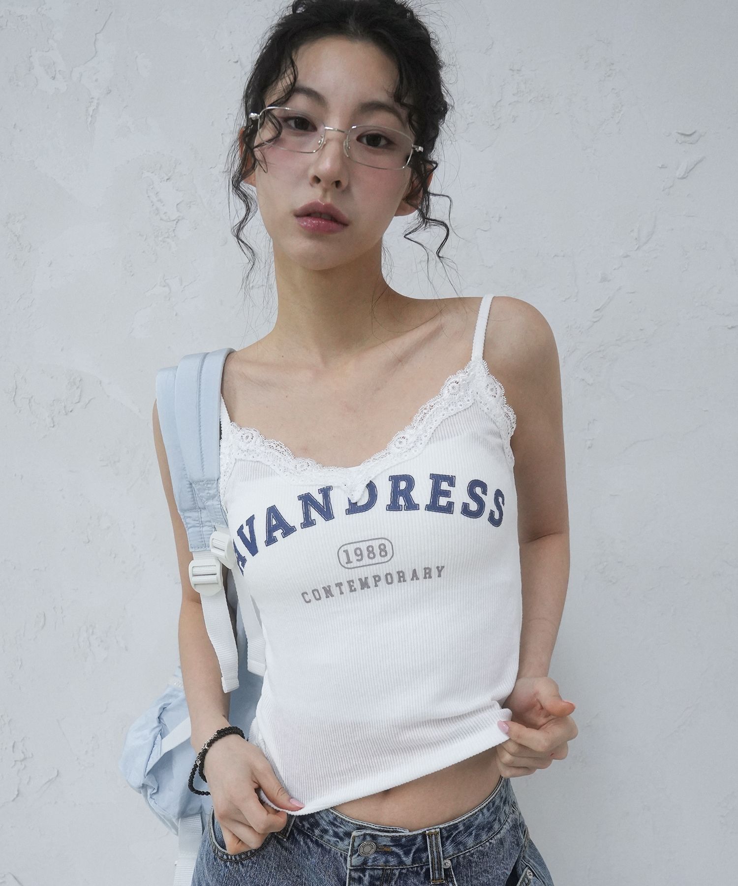 AVANDRESS 復古蕾絲無袖上衣 AD42TS22KHBE