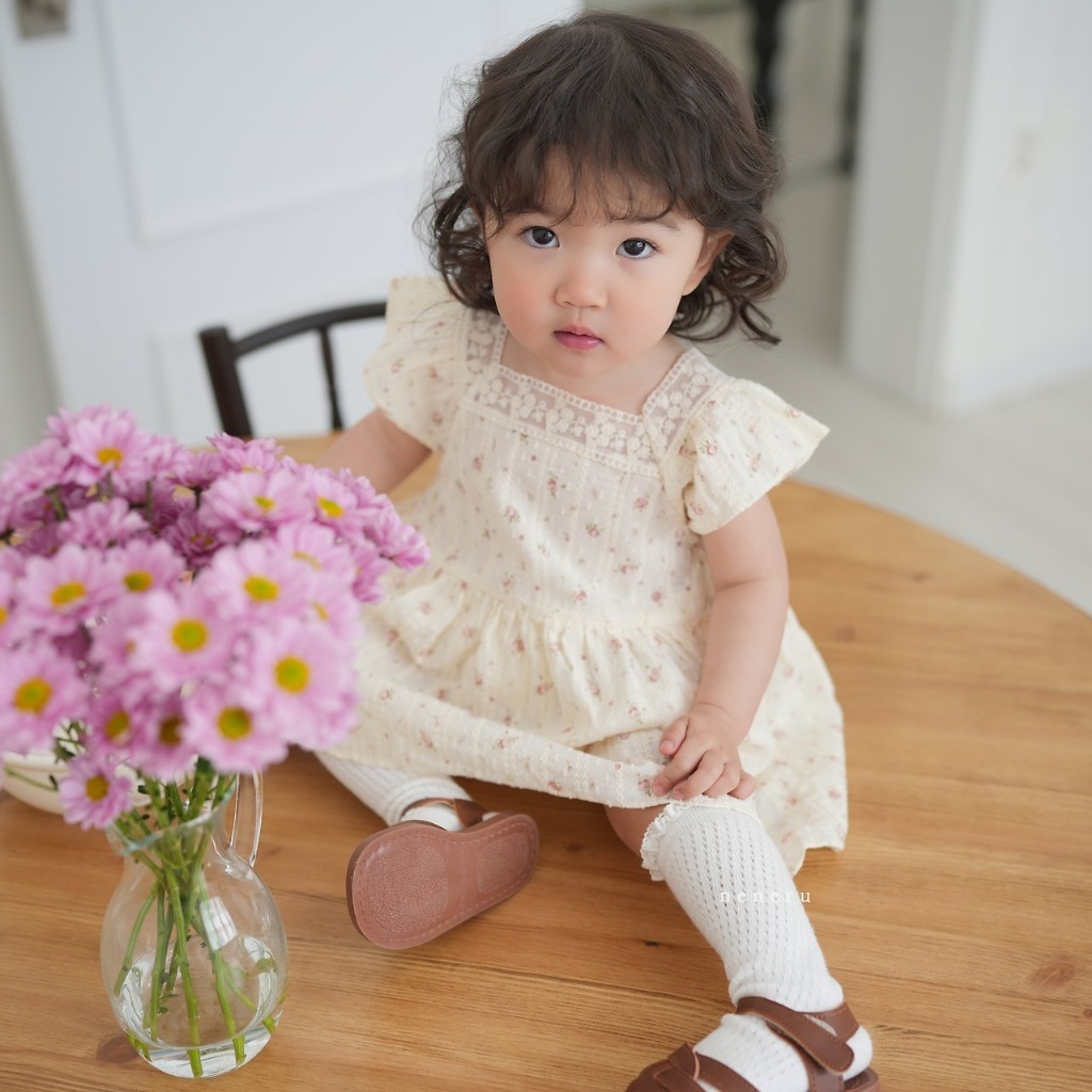 正韓夏neneru 嫩嬰兩色碎花方領蕾絲洋裝