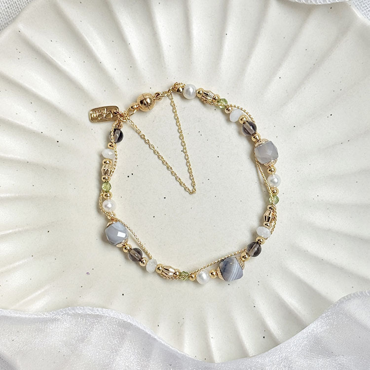 B07 / 生日花 • 柒月貳伍 • 類葉升麻 – 灰瑪瑙 – 手鍊